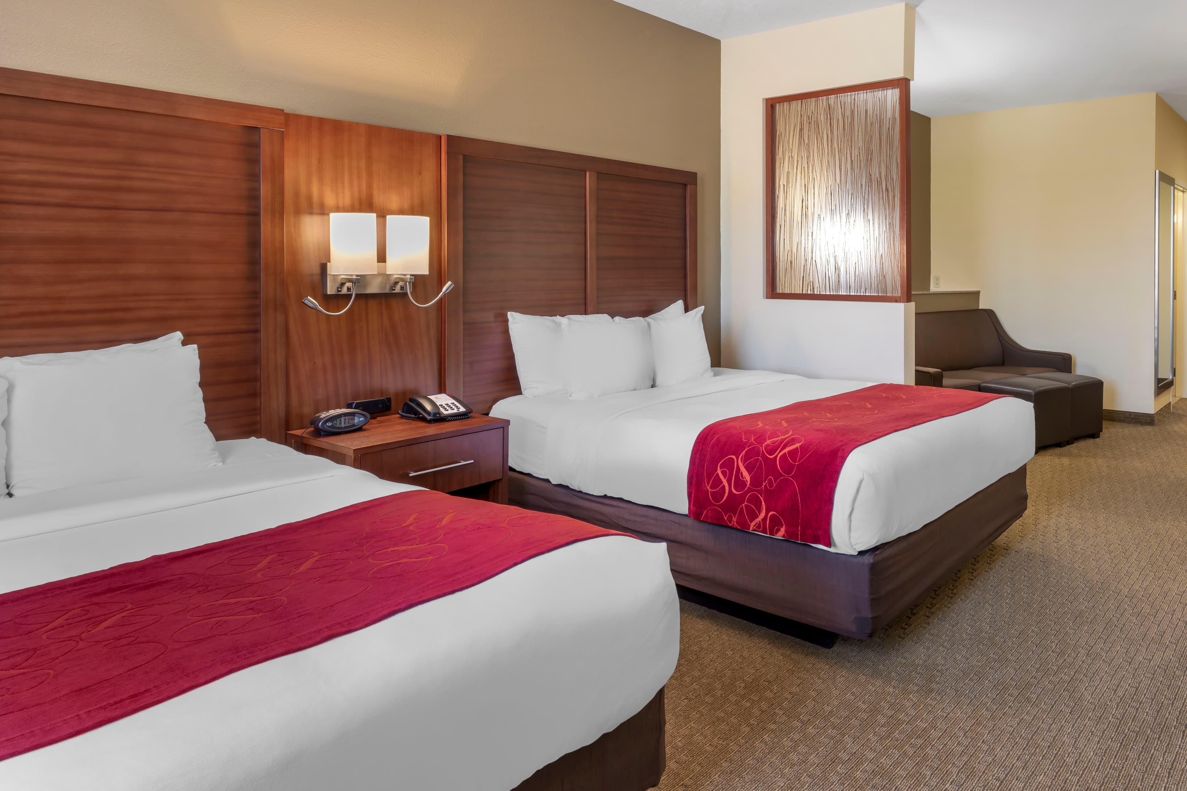 Comfort Suites Eugene University — 23
