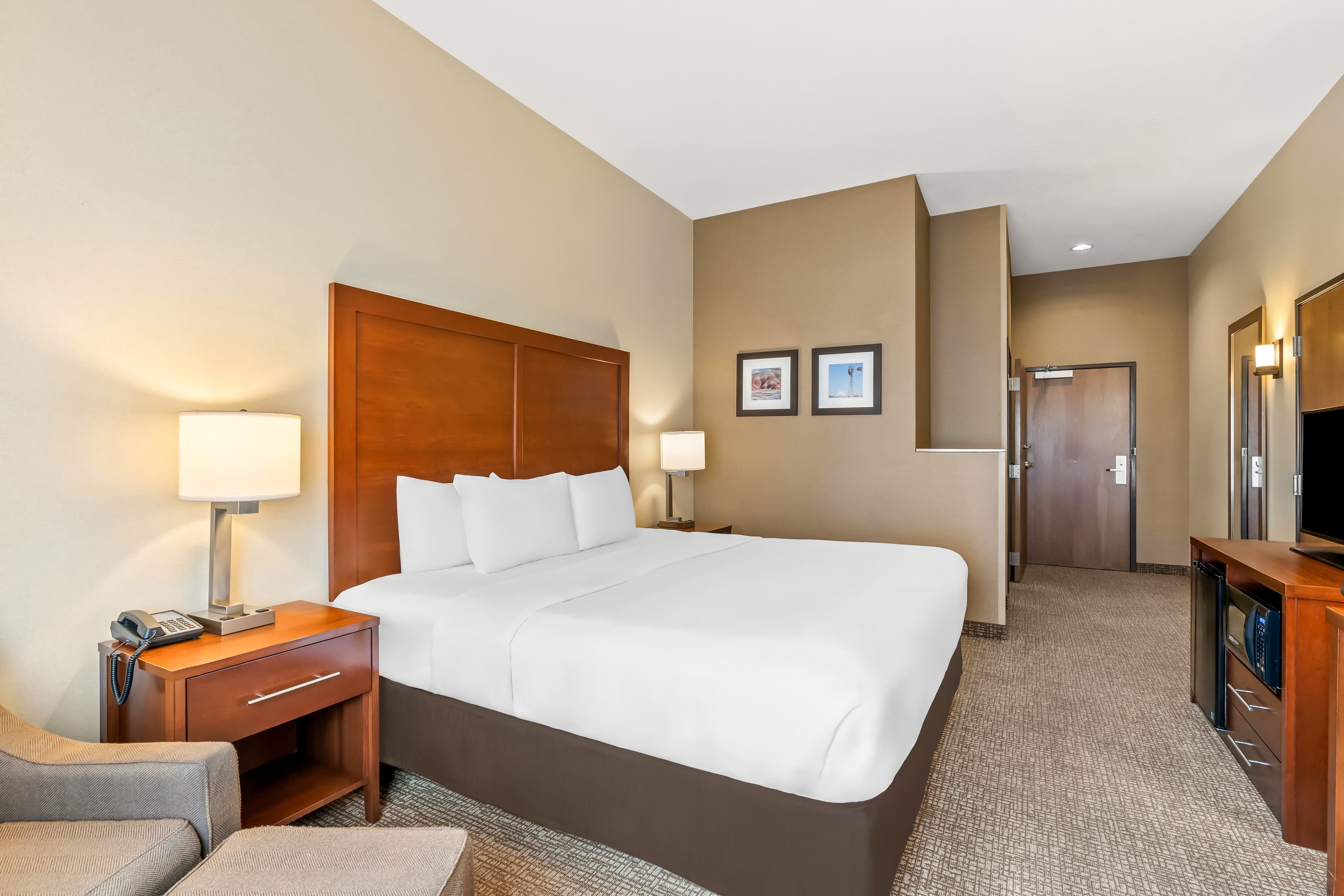 Comfort Inn & Suites Hermiston South - Image 4