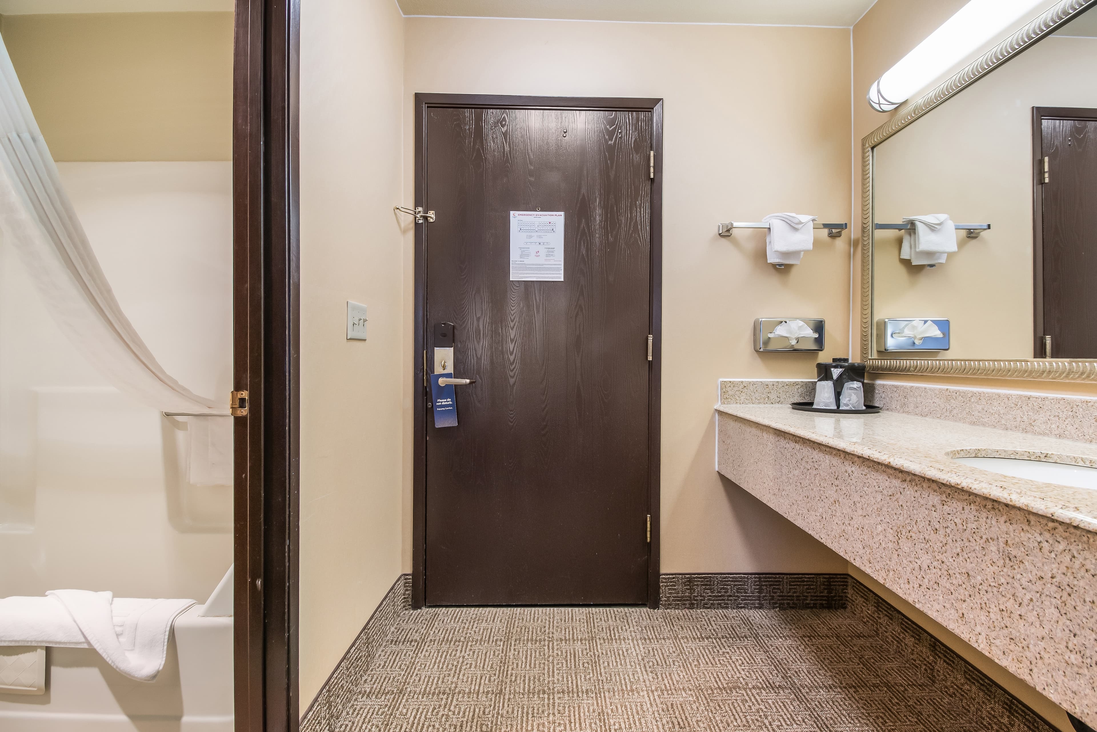 Comfort Inn Newport — 5