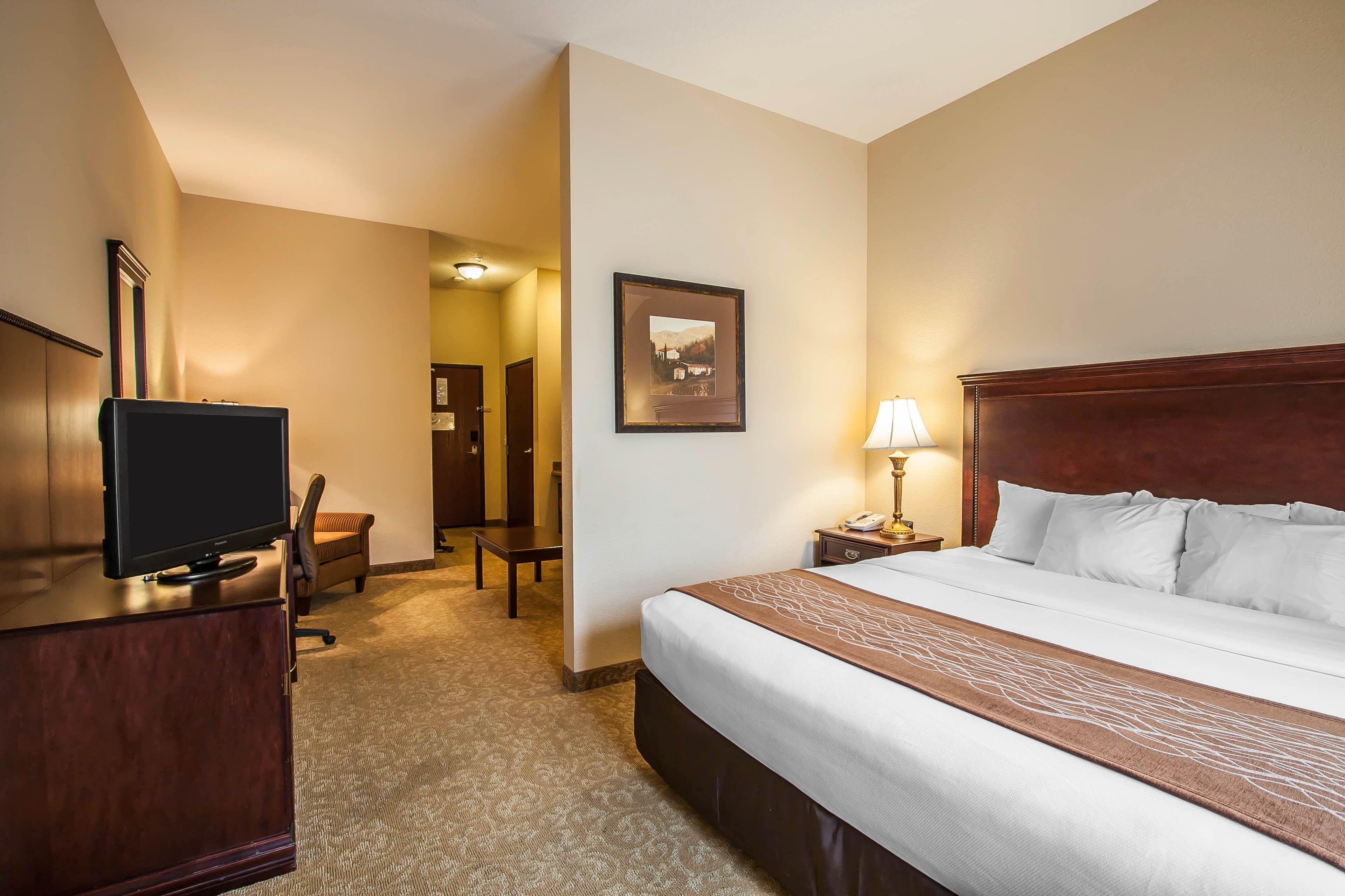 Comfort Inn & Suites McMinnville Wine Country — 15