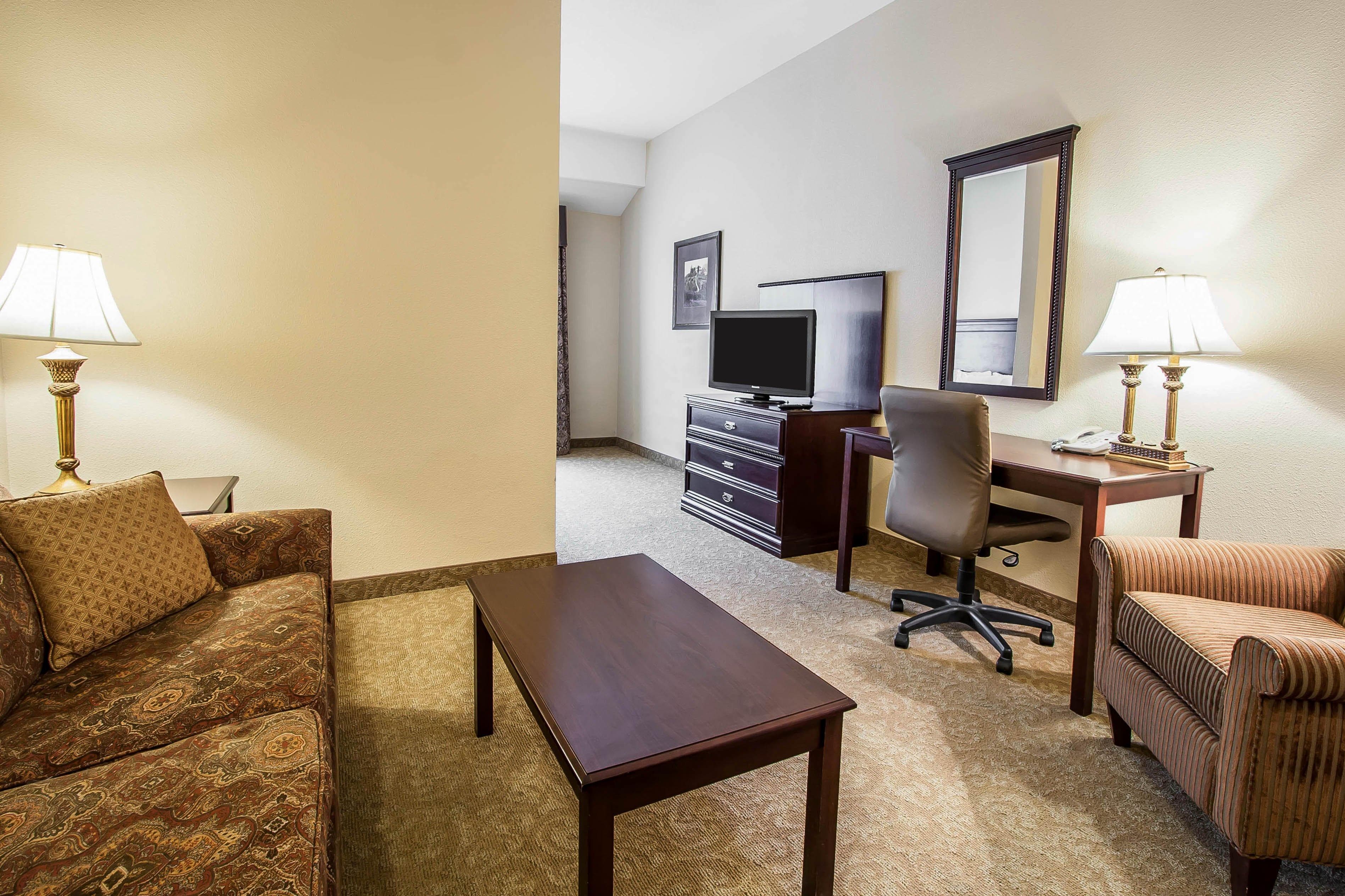 Comfort Inn & Suites McMinnville Wine Country — 16