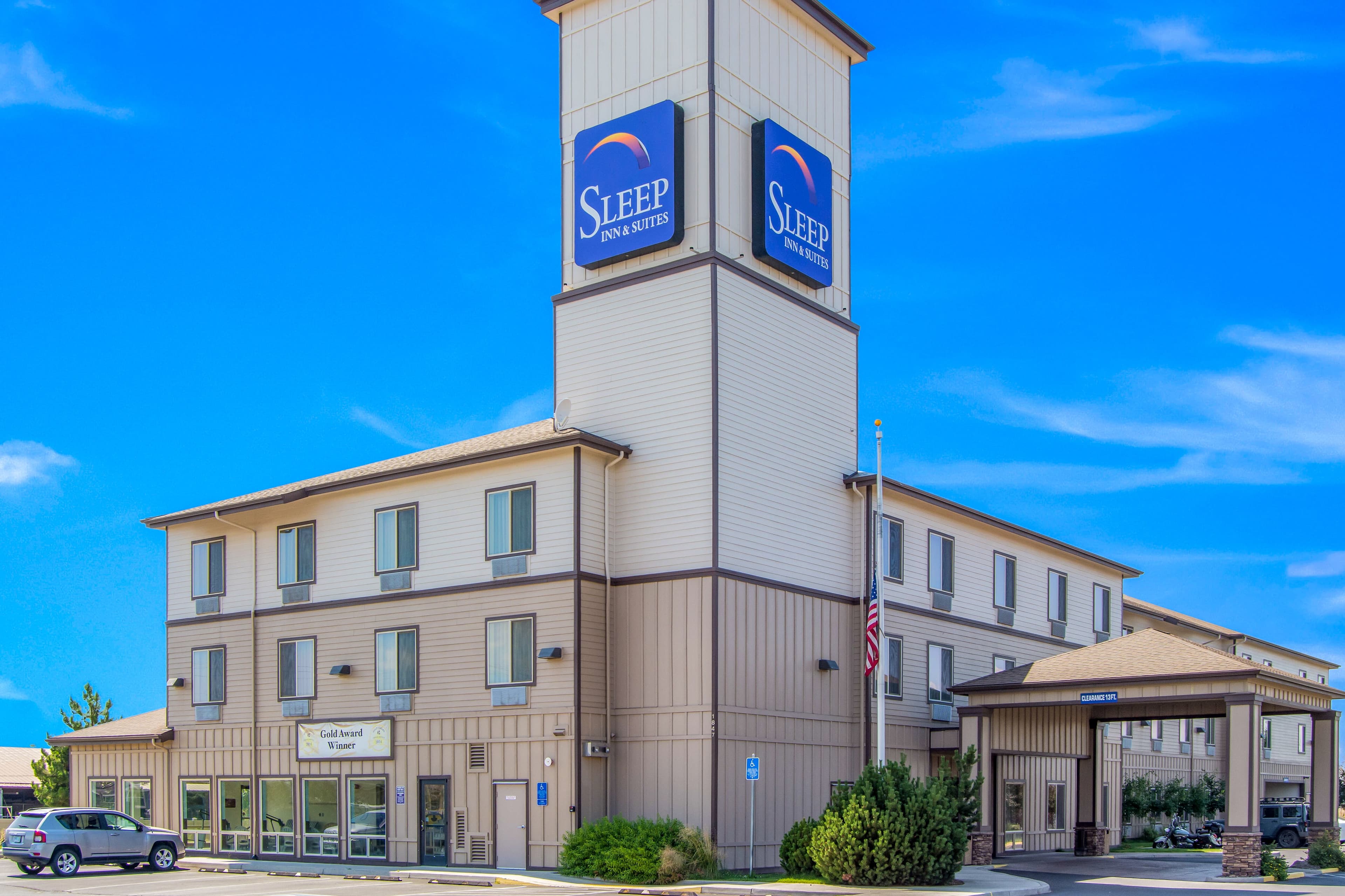 Sleep Inn & Suites Redmond - Image 1