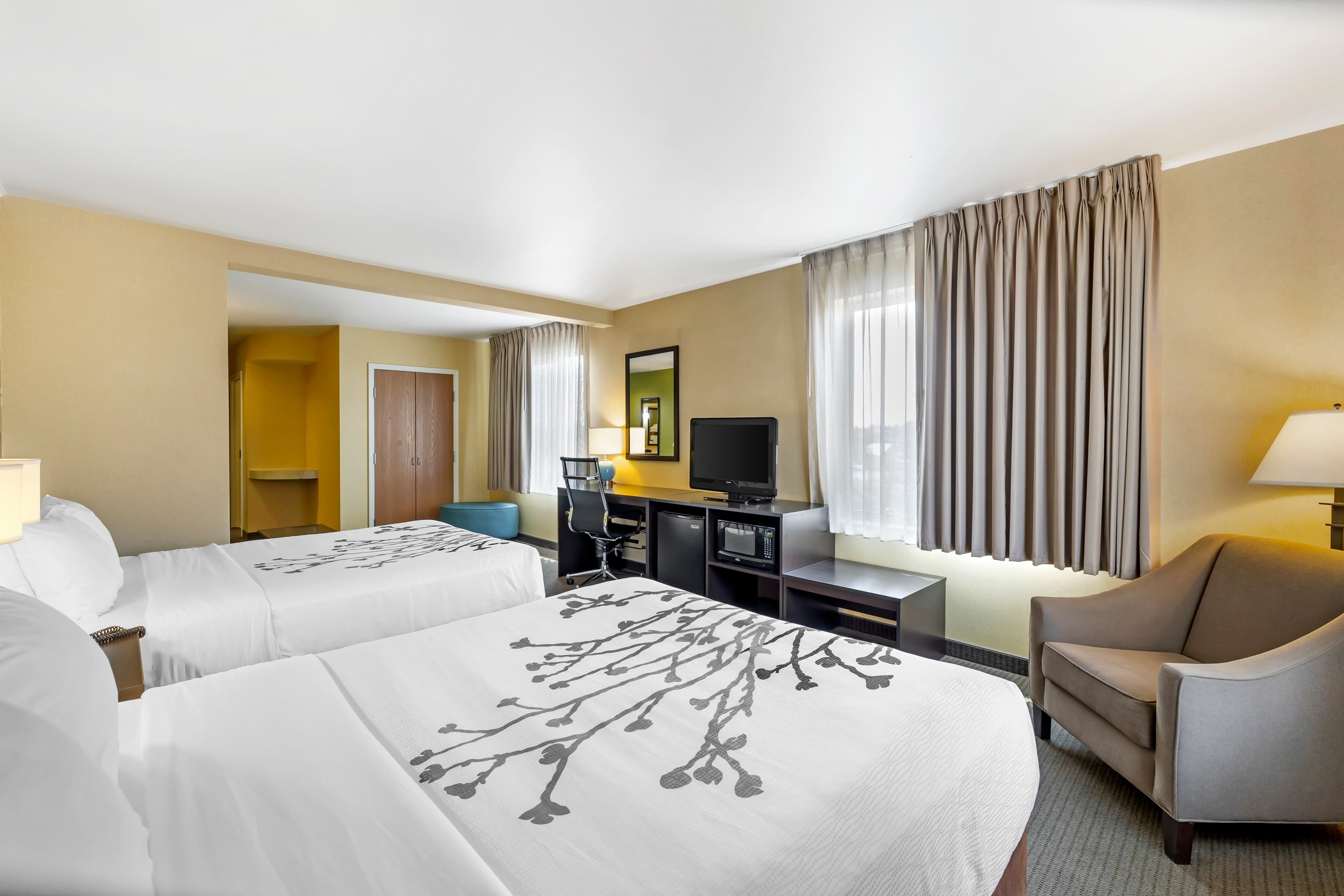 Sleep Inn & Suites Redmond - Image 2