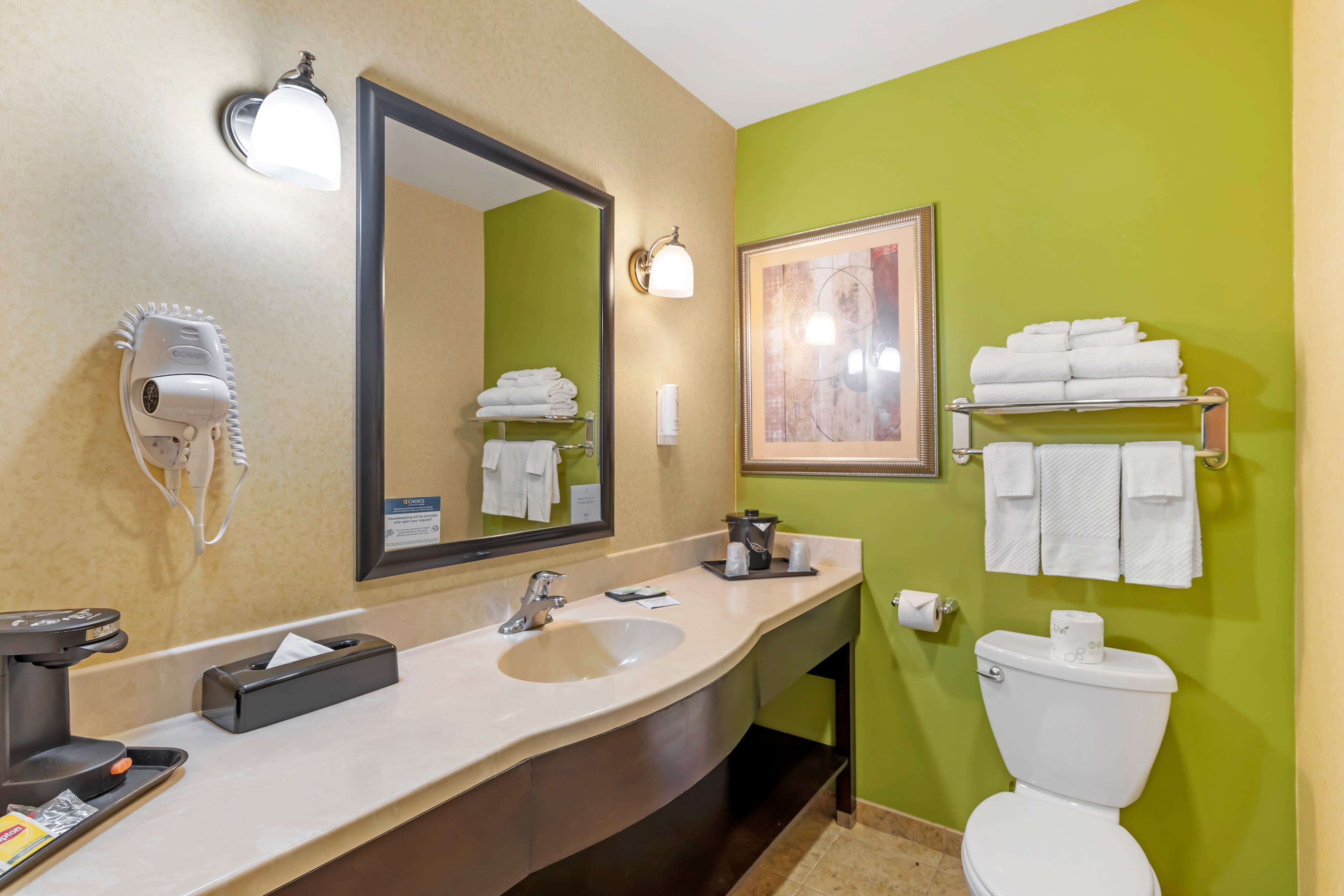 Sleep Inn & Suites Redmond - Image 3