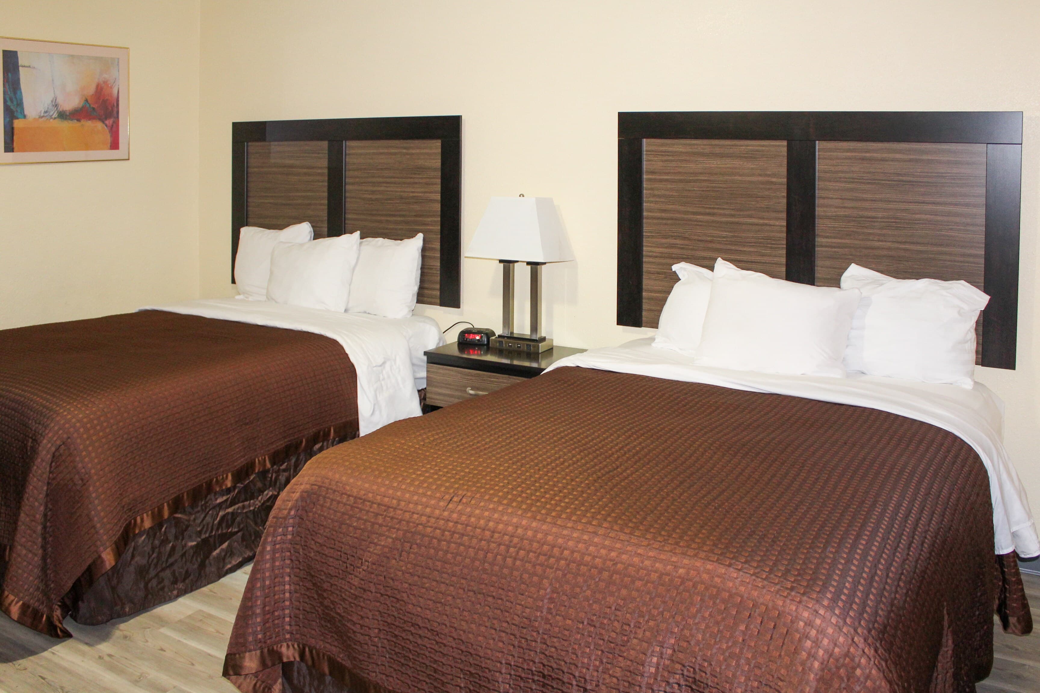 Rodeway Inn Medford South I-5 — 14