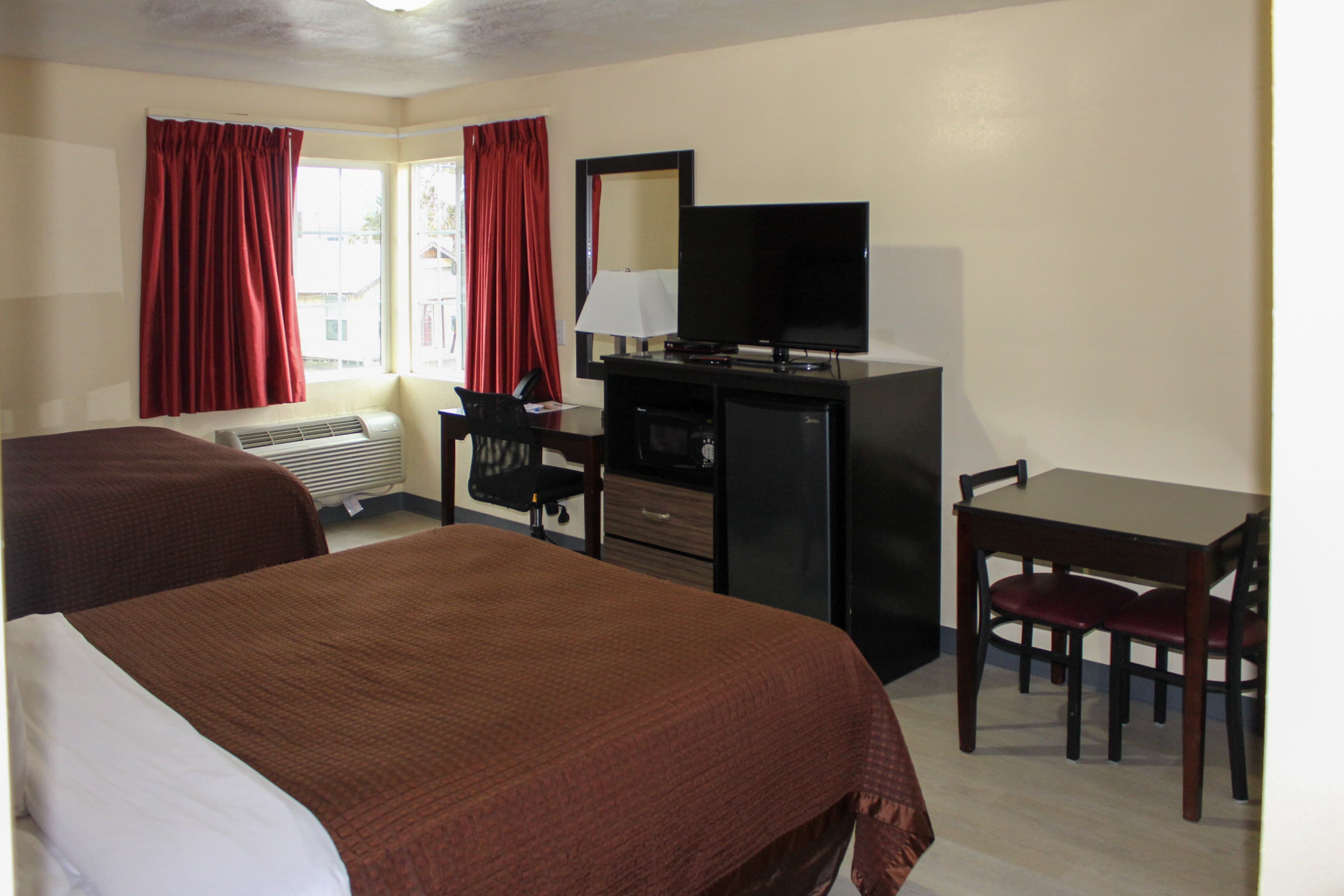 Rodeway Inn Medford South I-5 — 21