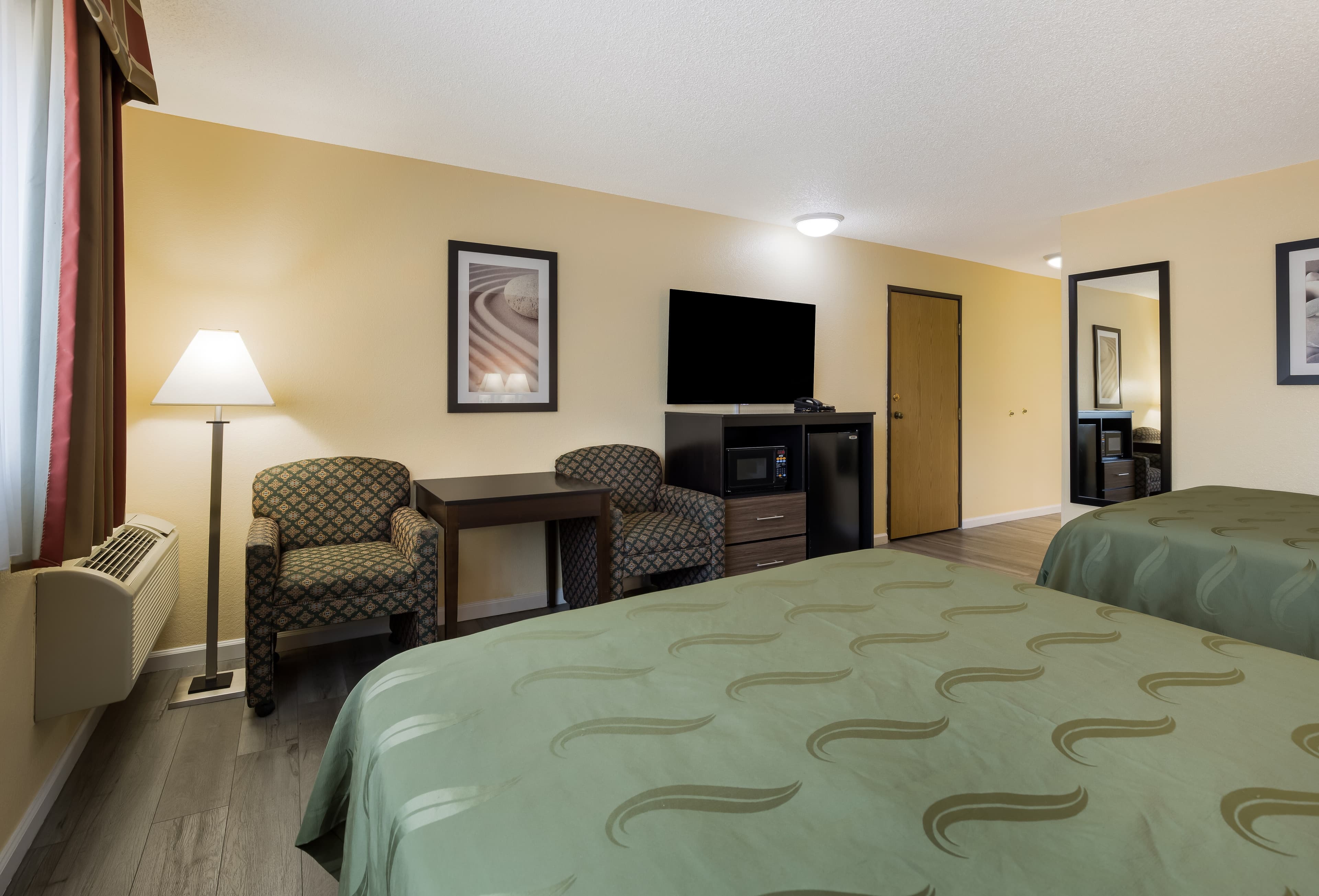 Quality Inn & Suites Medford Airport — 23