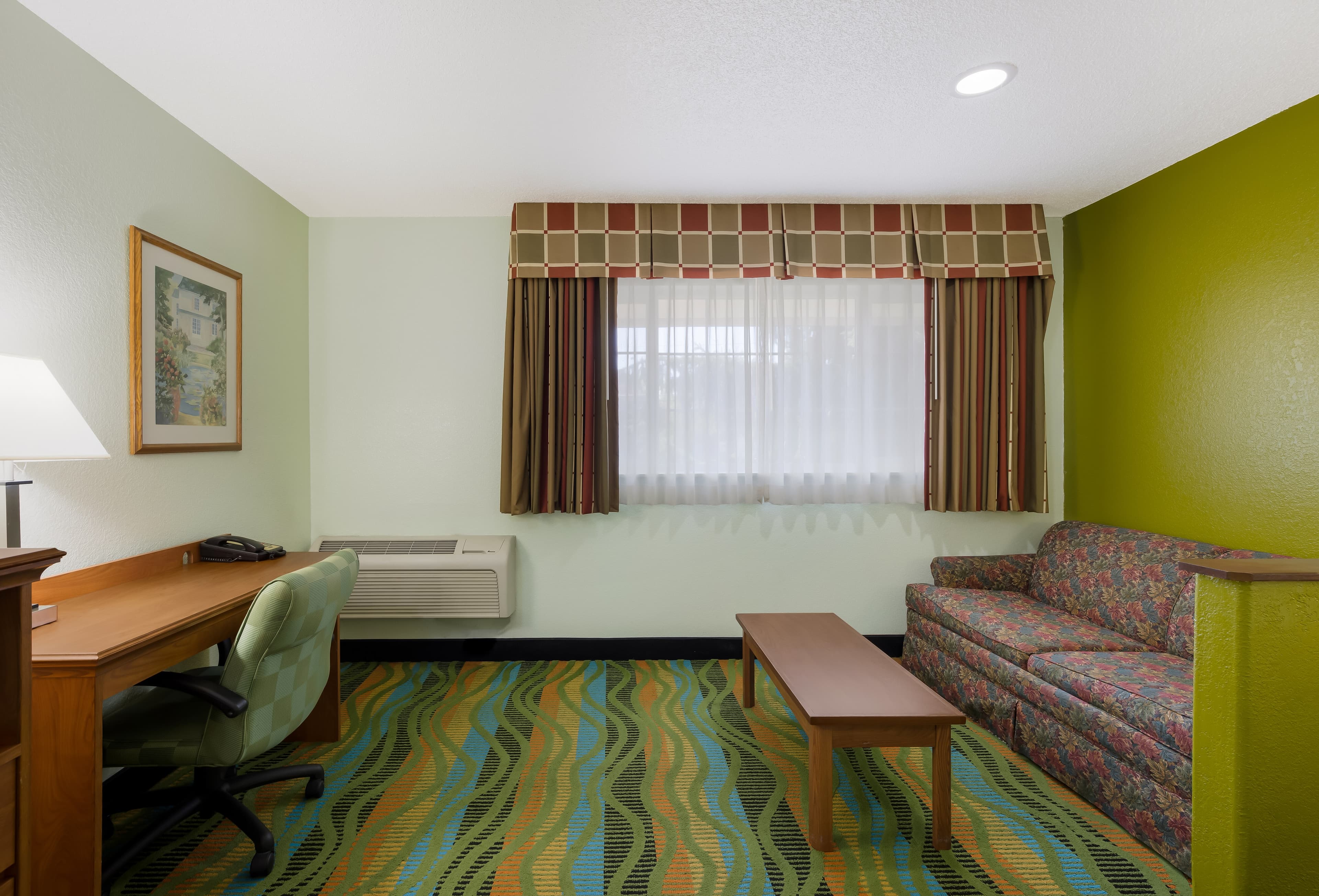 Quality Inn & Suites Medford Airport — 32