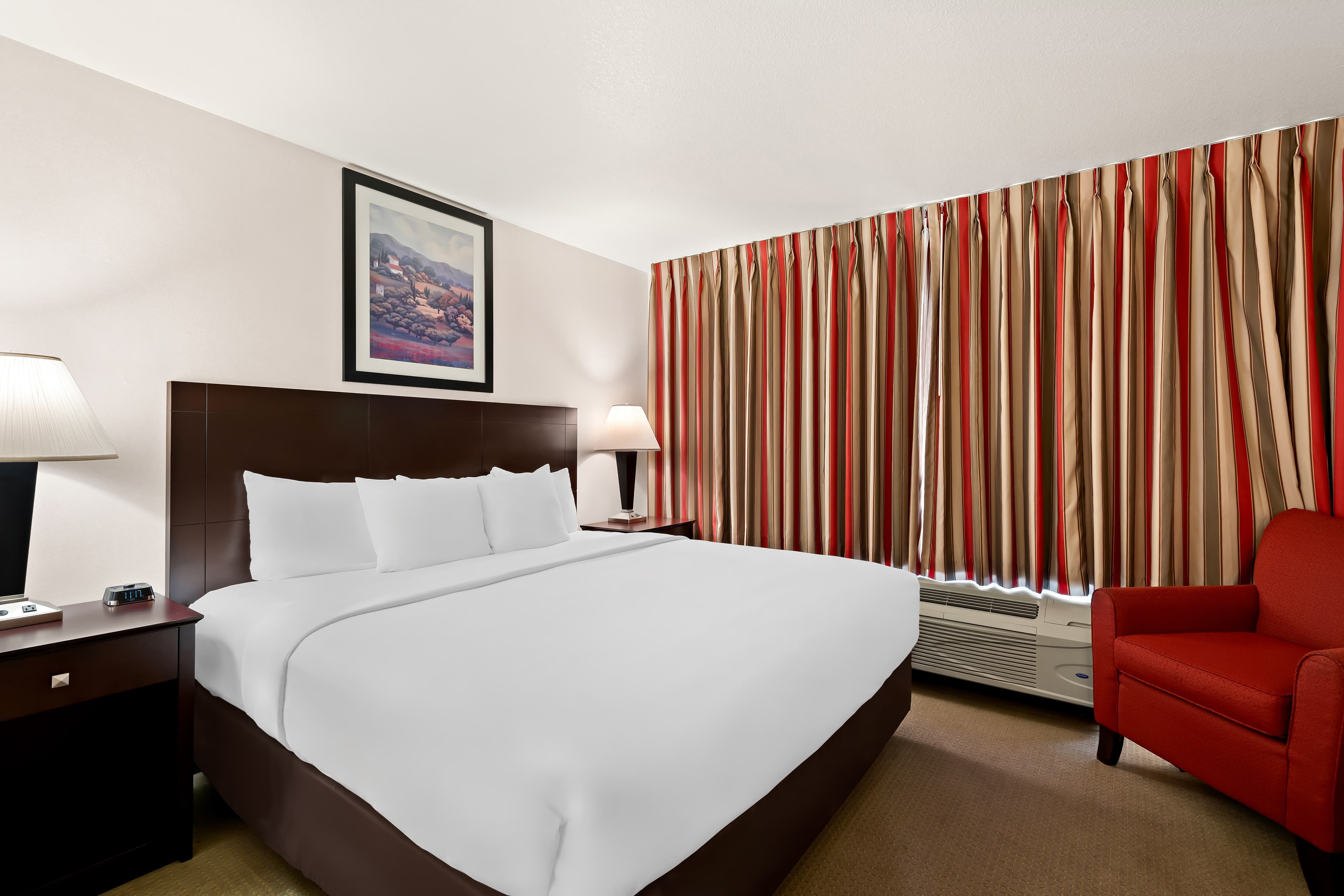 Comfort Inn & Suites Creswell — 23