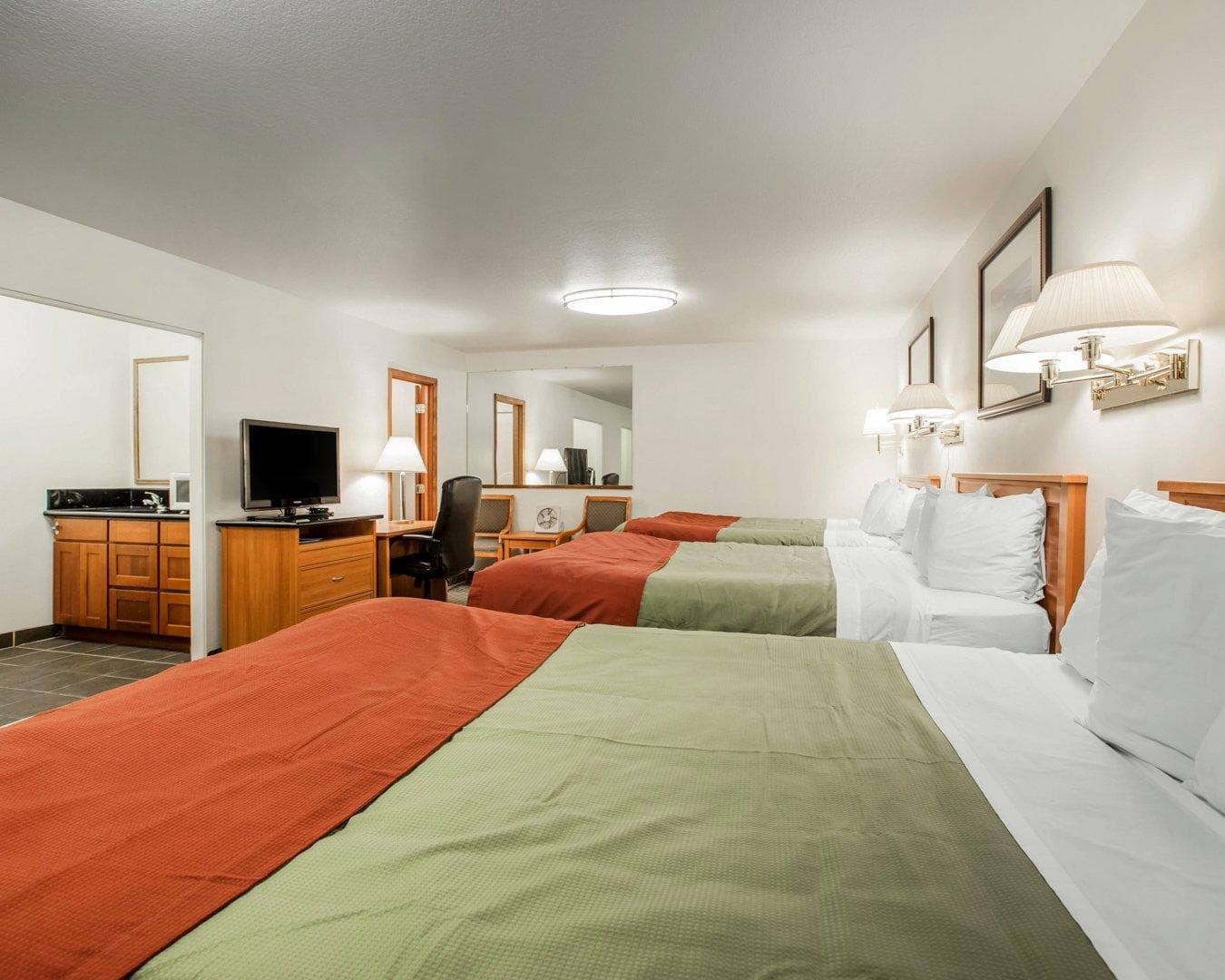 Rodeway Inn Newport — 15