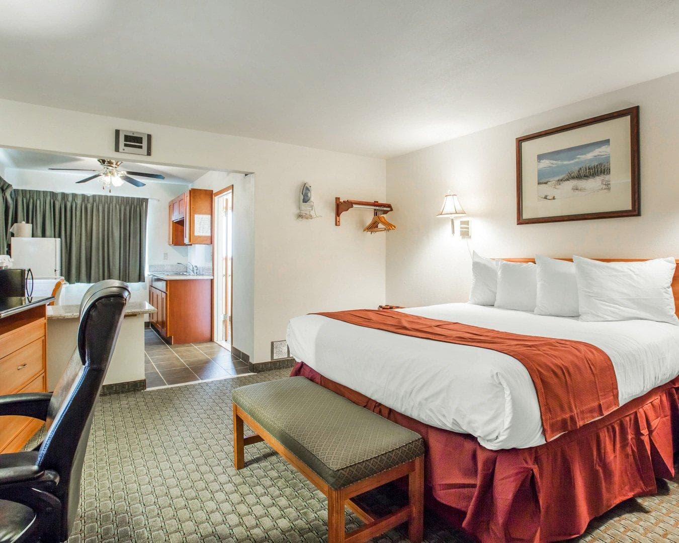 Rodeway Inn Newport - Image 1