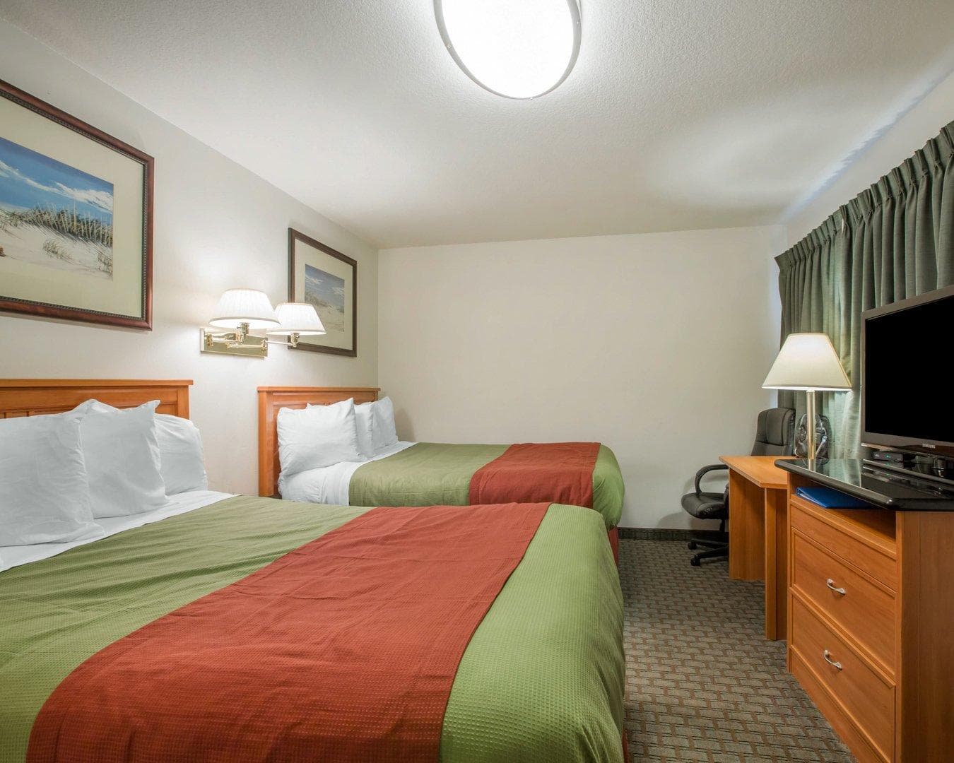 Rodeway Inn Newport - Image 4