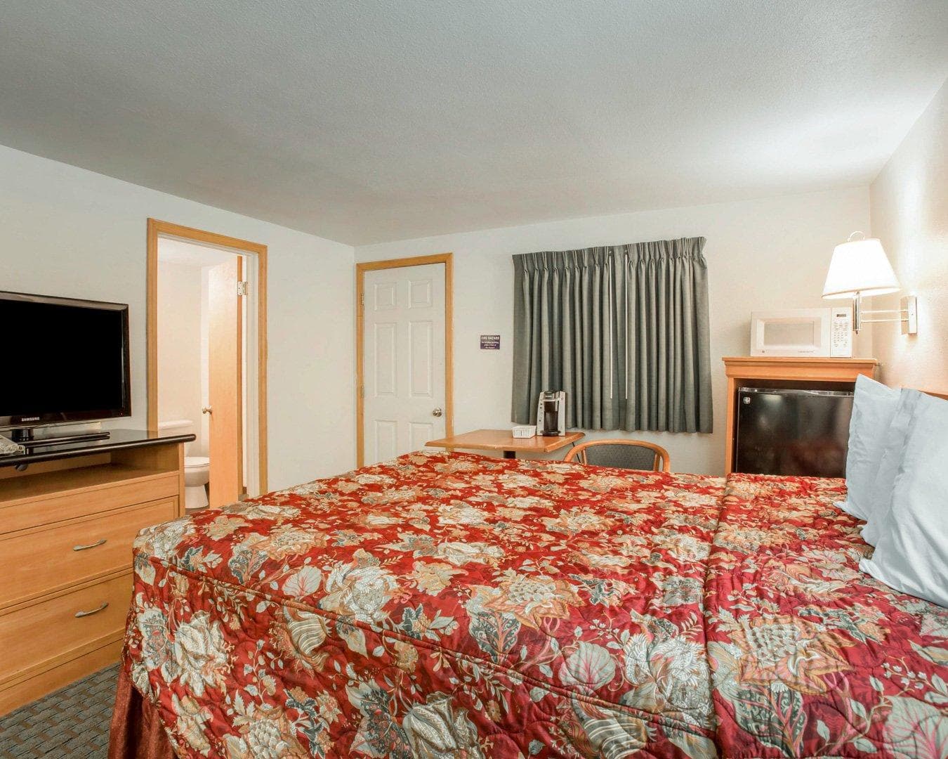 Rodeway Inn Newport — 17