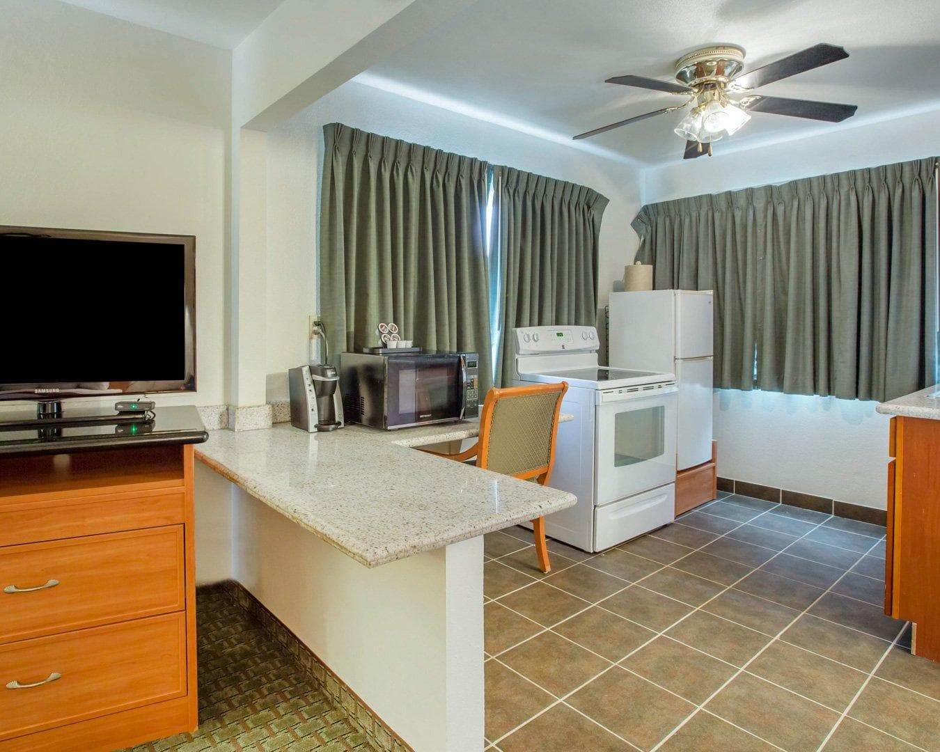 Rodeway Inn Newport — 8