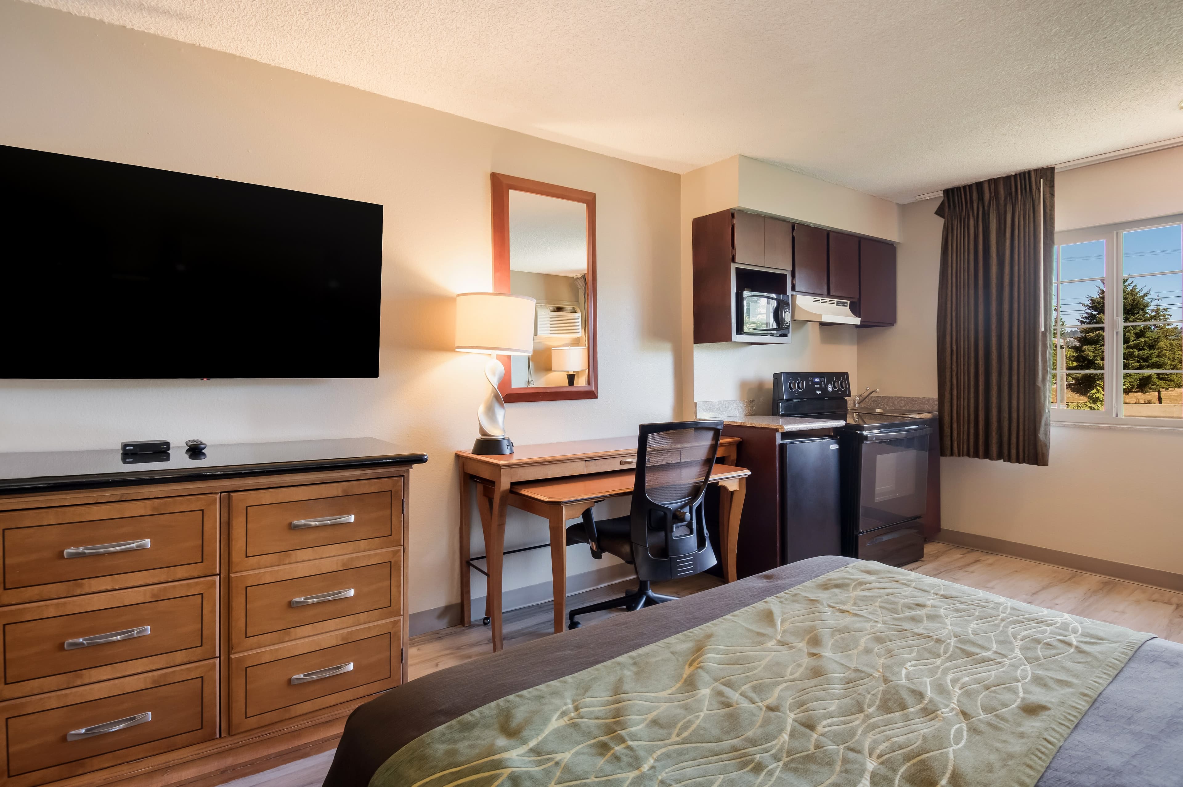 Rodeway Inn & Suites Portland West - Beaverton — 18