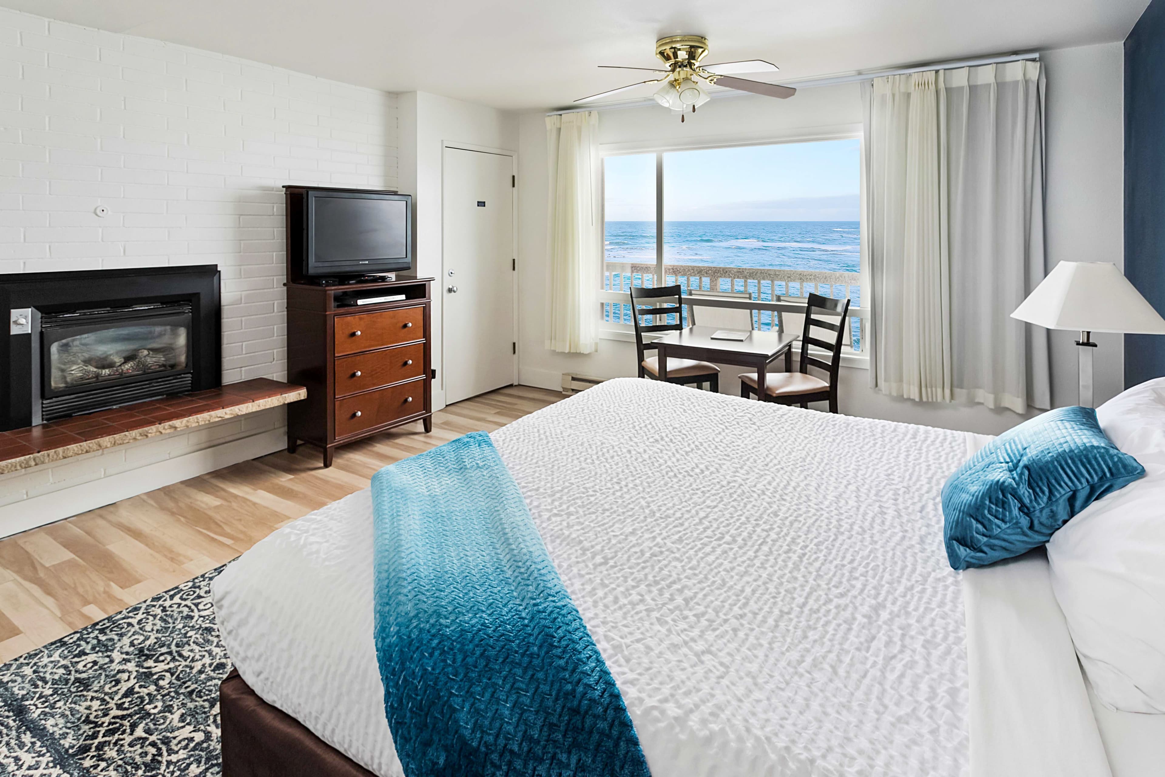 Clarion Inn Surfrider Resort — 6