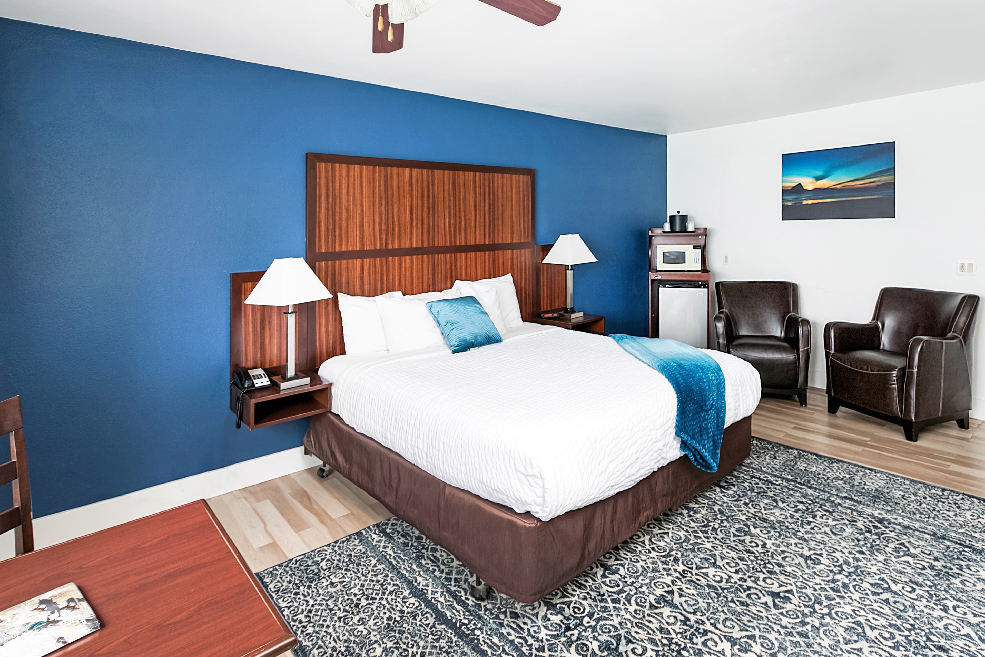 Clarion Inn Surfrider Resort — 7