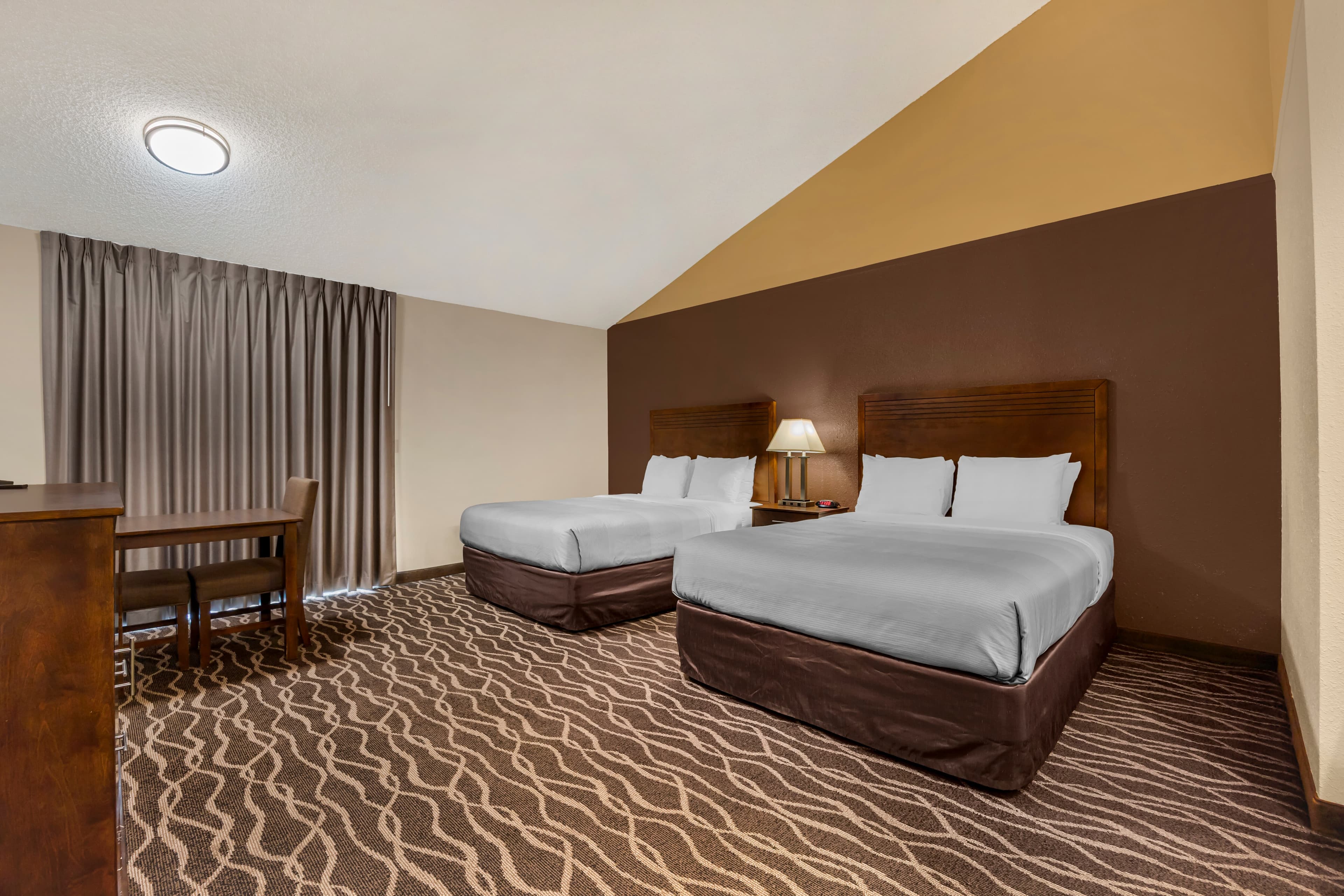 Quality Inn Umatilla - Hermiston - Image 2