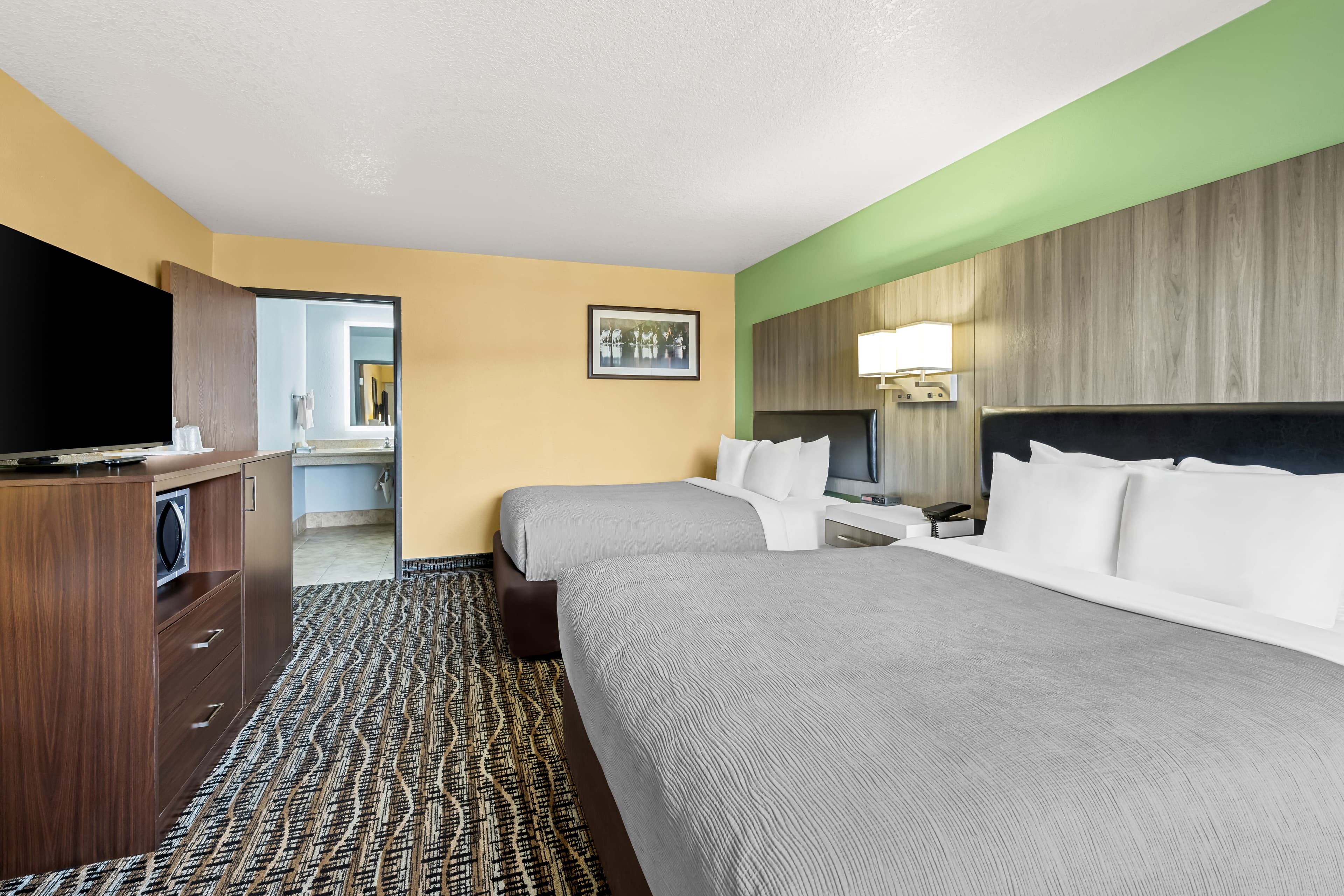 Quality Inn Madras — 8