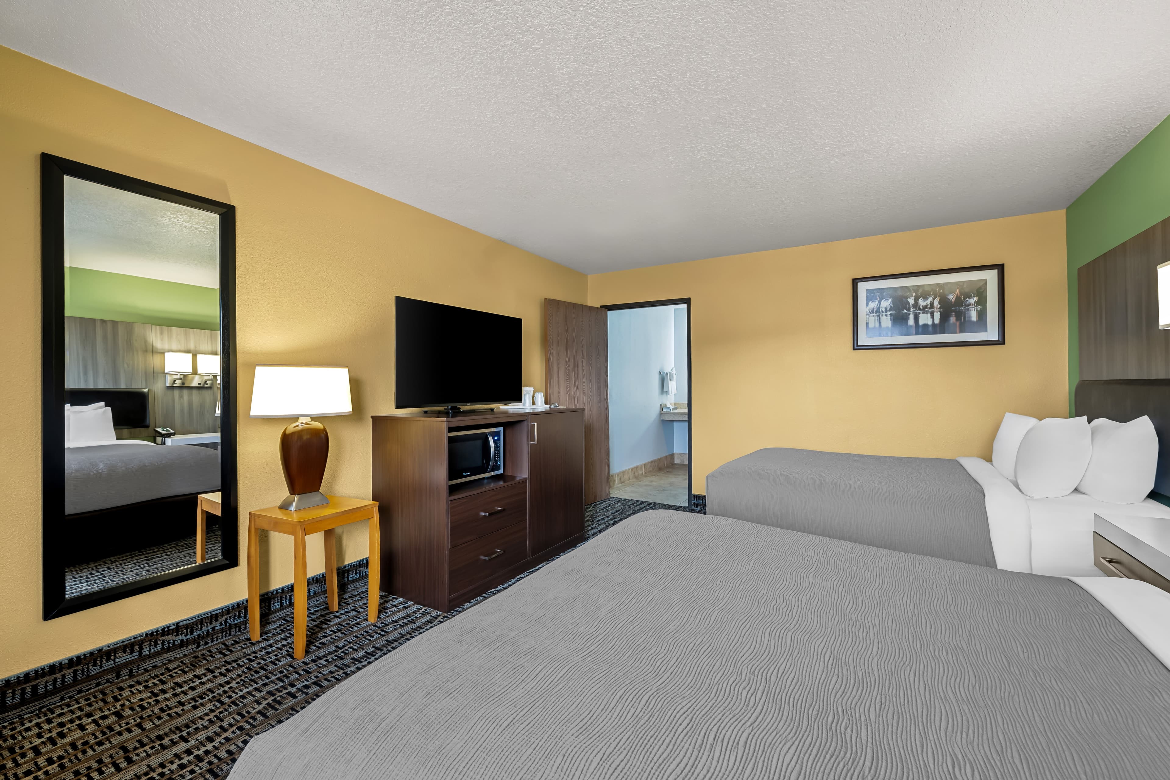 Quality Inn Madras — 9