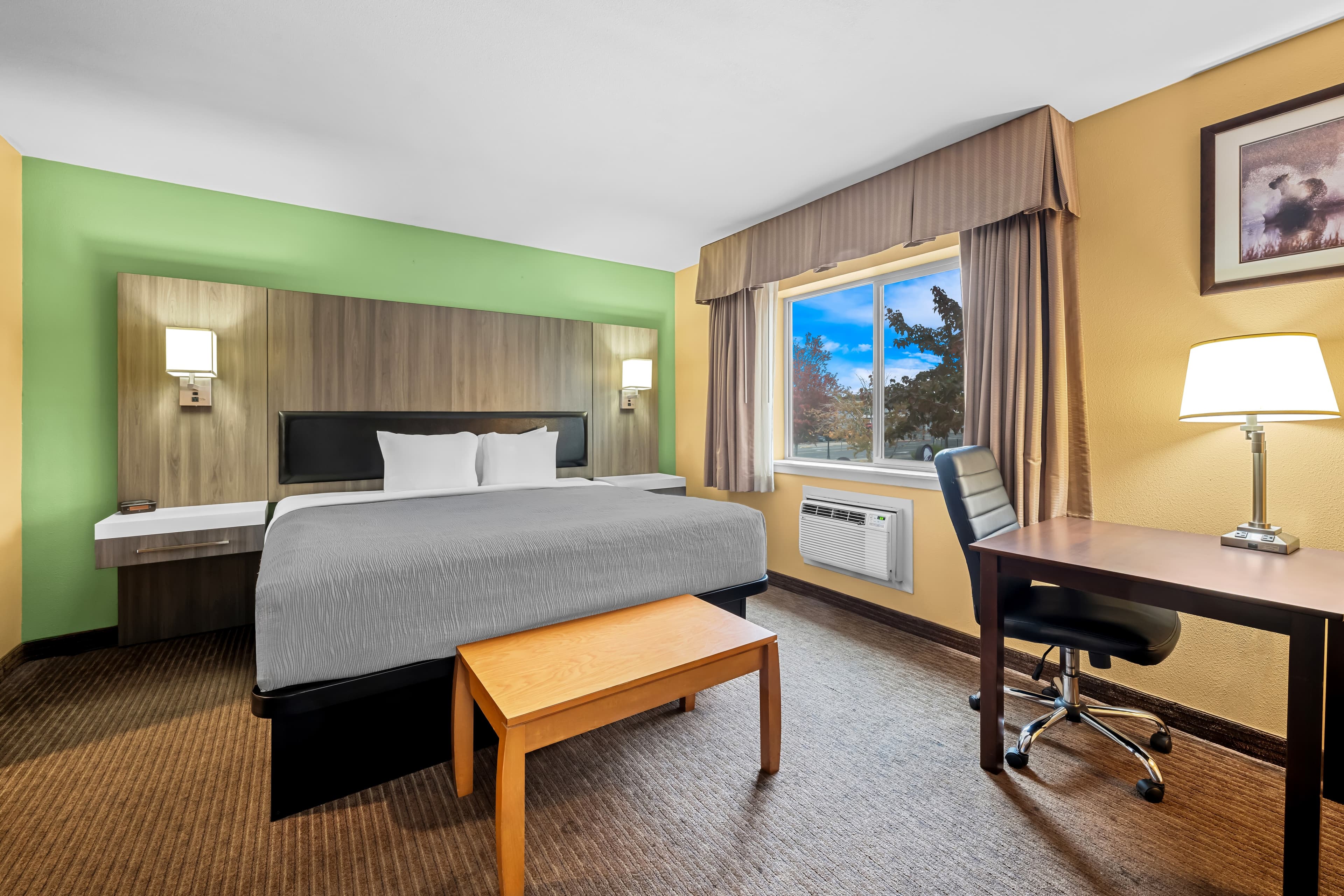 Quality Inn Madras — 11