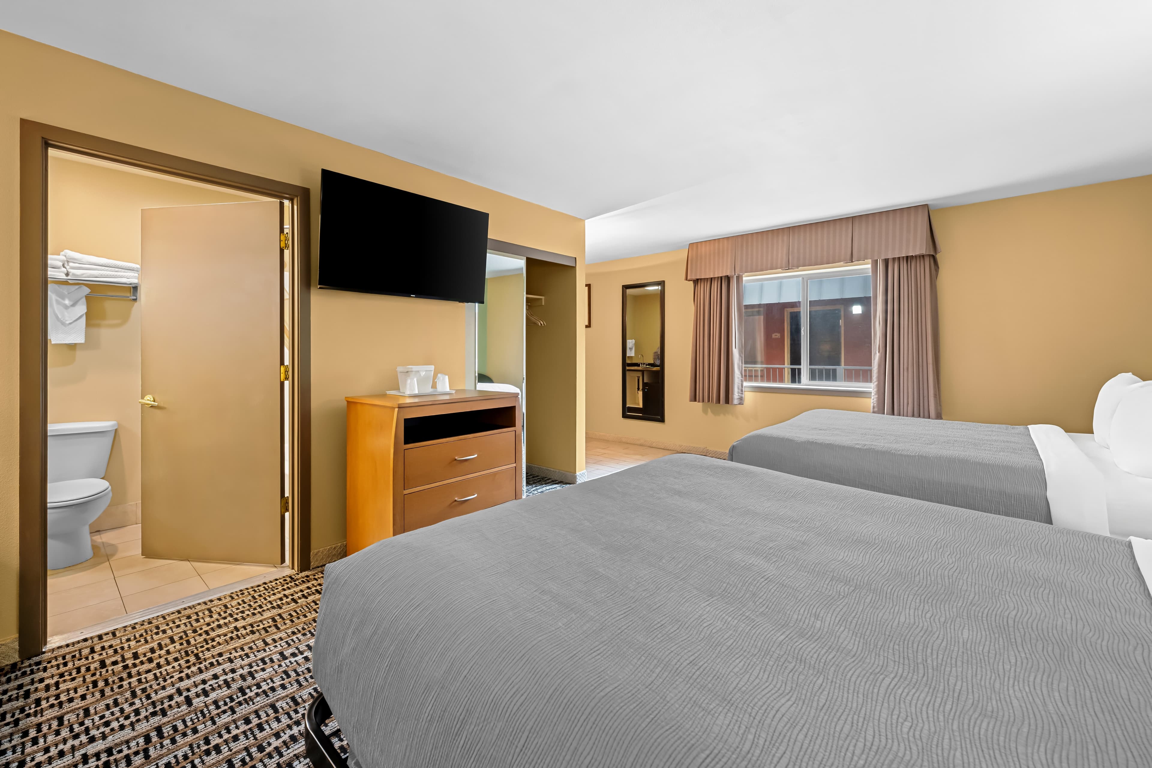 Quality Inn Madras — 20