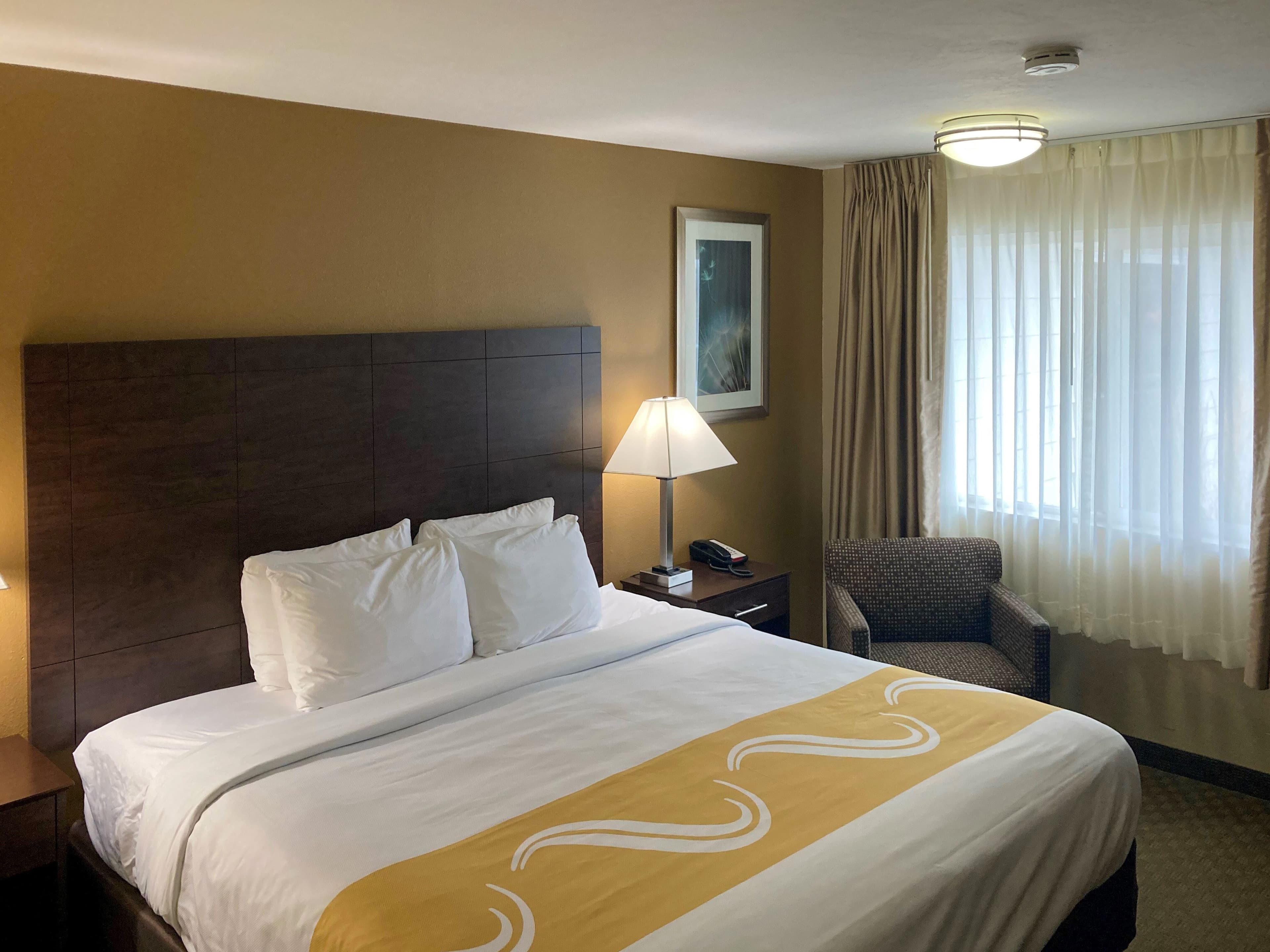Quality Inn Ontario — 8