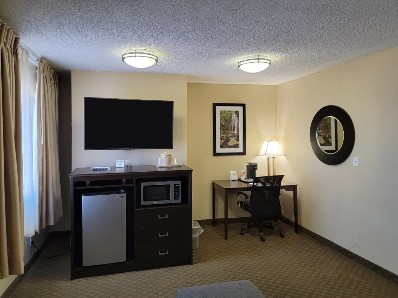 Quality Inn Ontario — 10