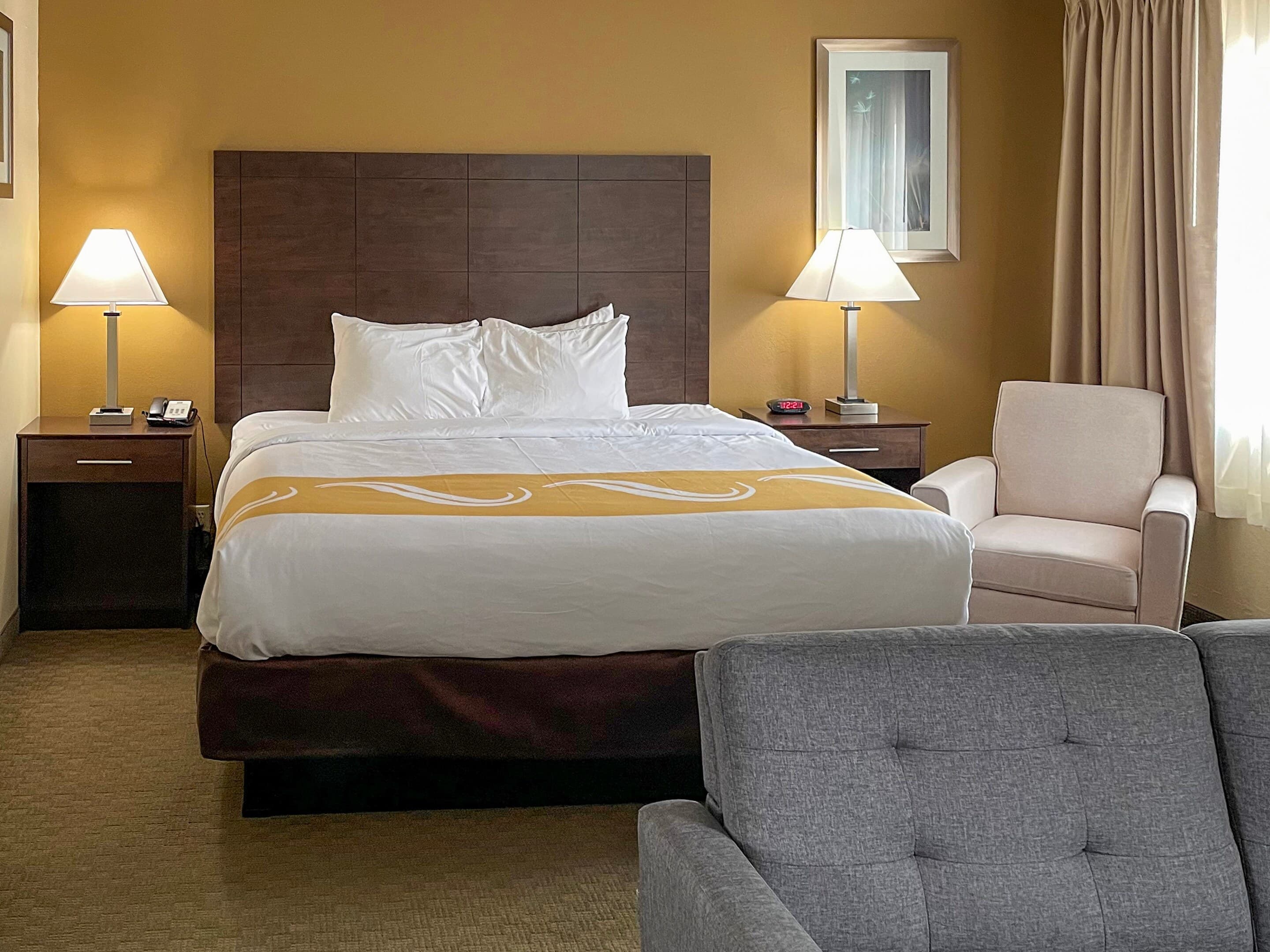 Quality Inn Ontario - Image 2