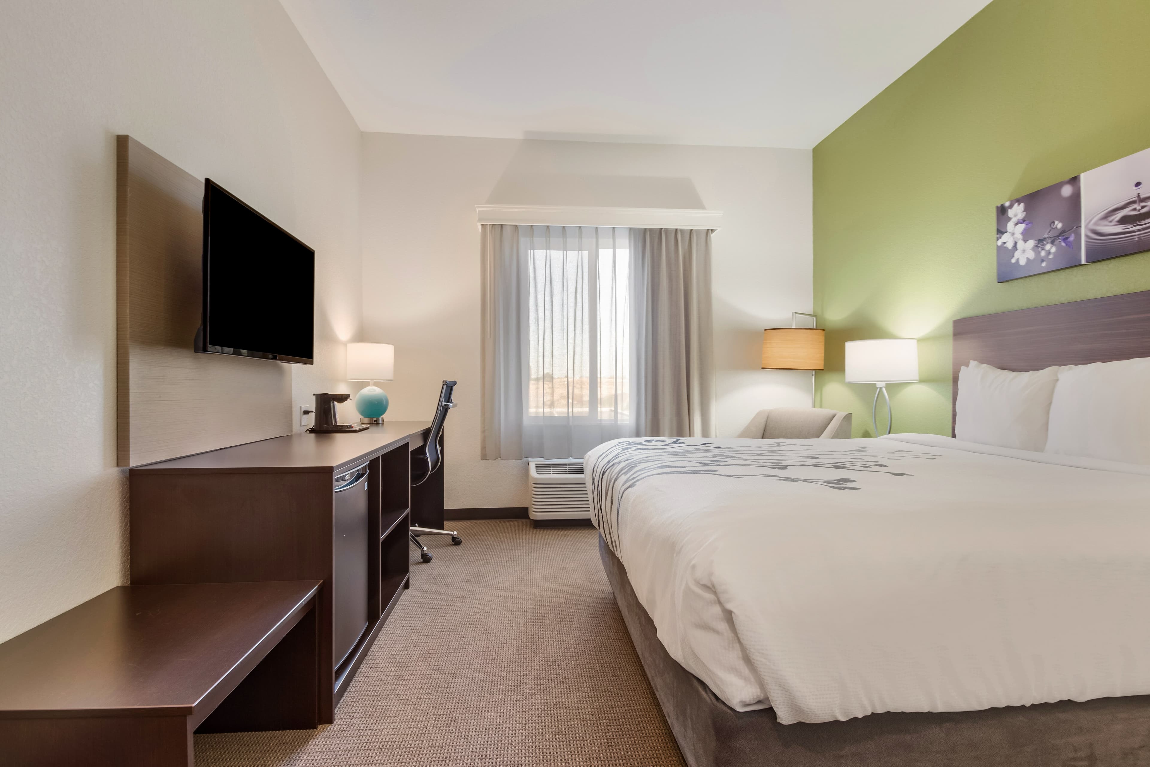 Sleep Inn Boardman - Image 4