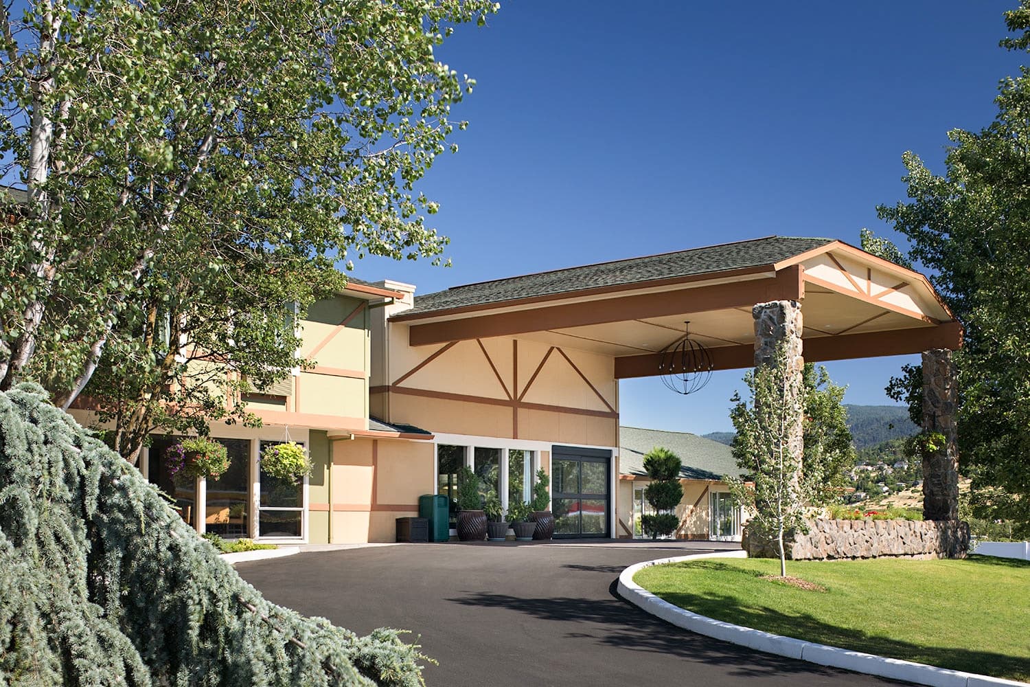 Comfort Inn & Suites Ashland - Image 1