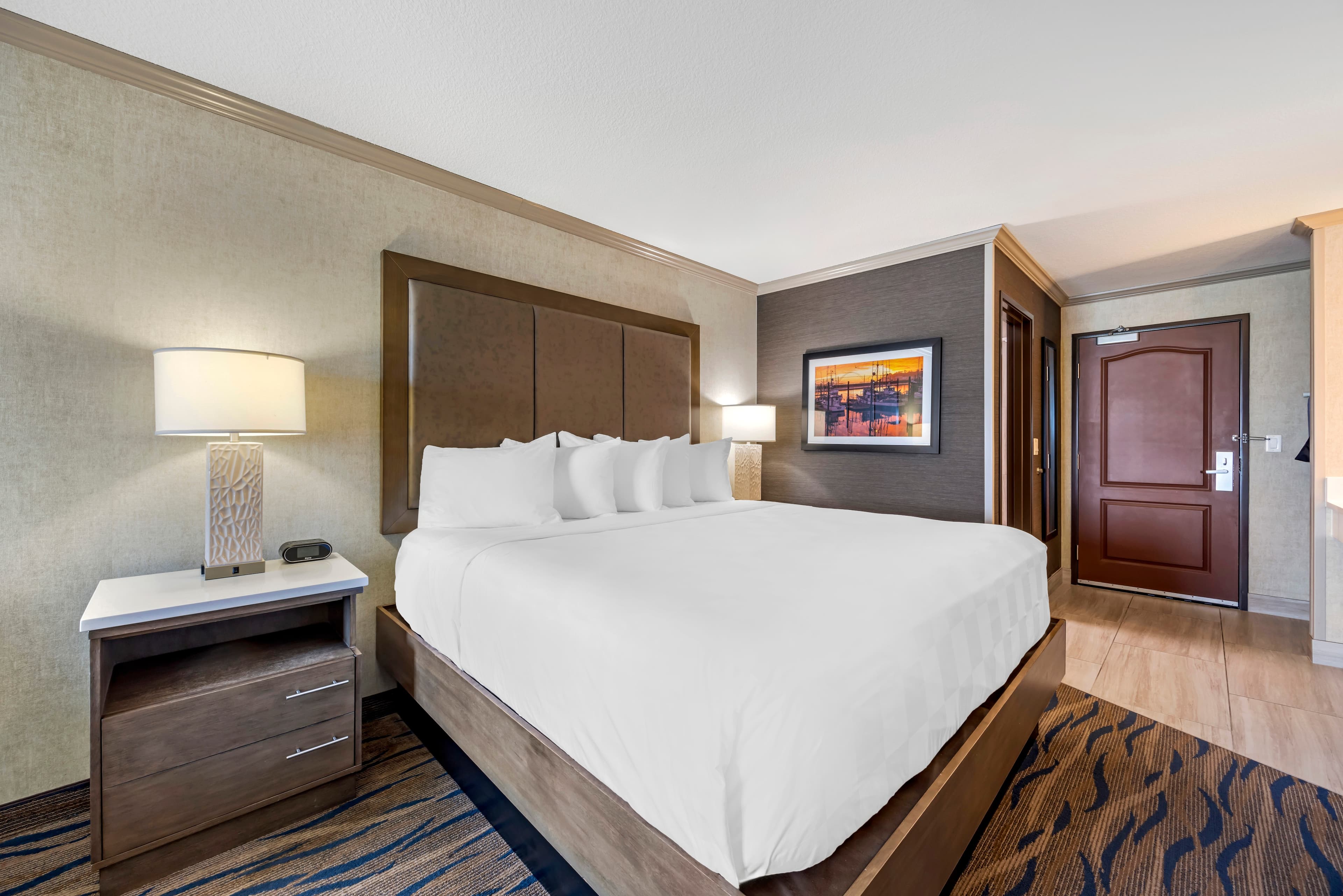 Elizabeth Oceanfront Suites, an Ascend Collection Hotel — 4