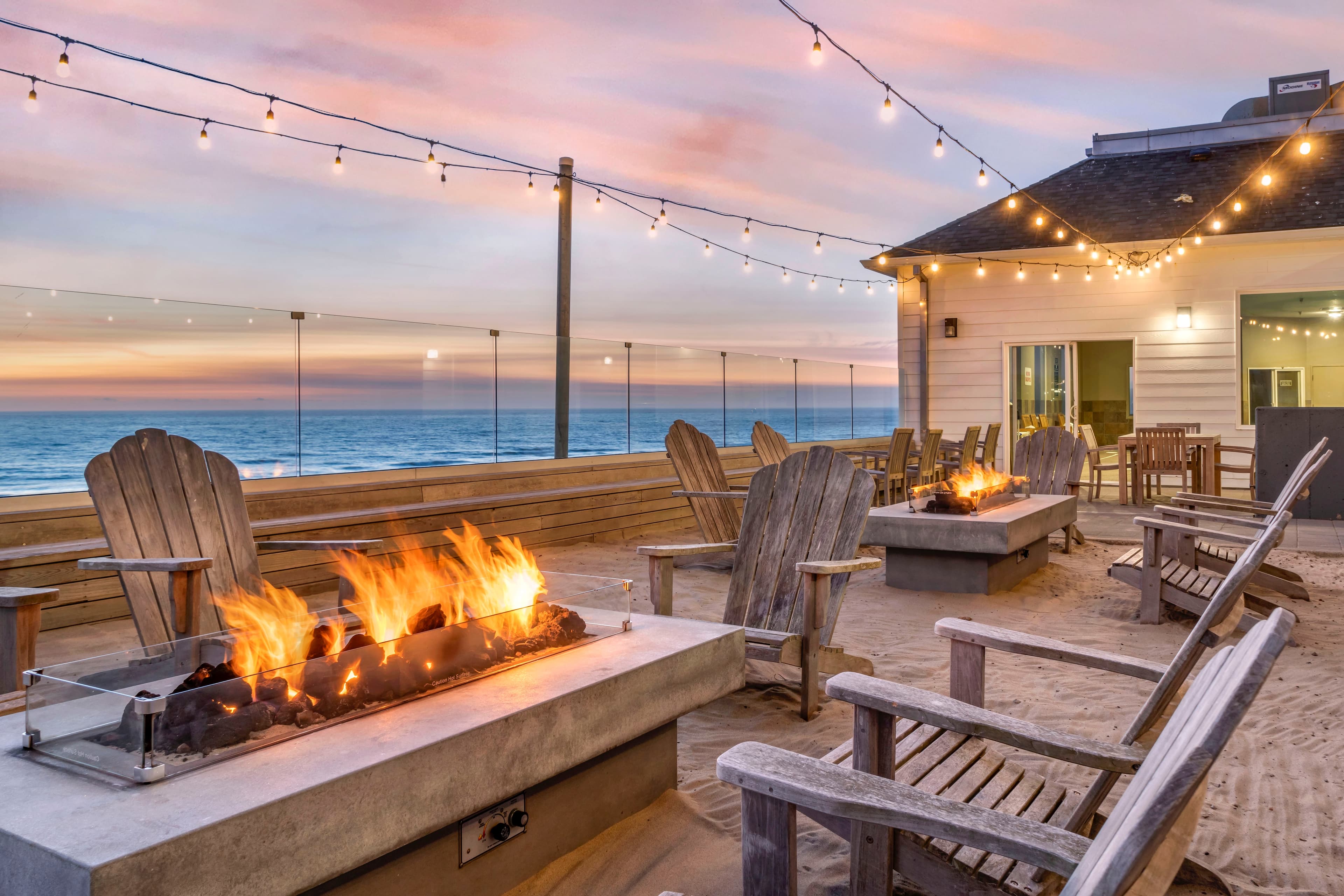 Elizabeth Oceanfront Suites, an Ascend Collection Hotel