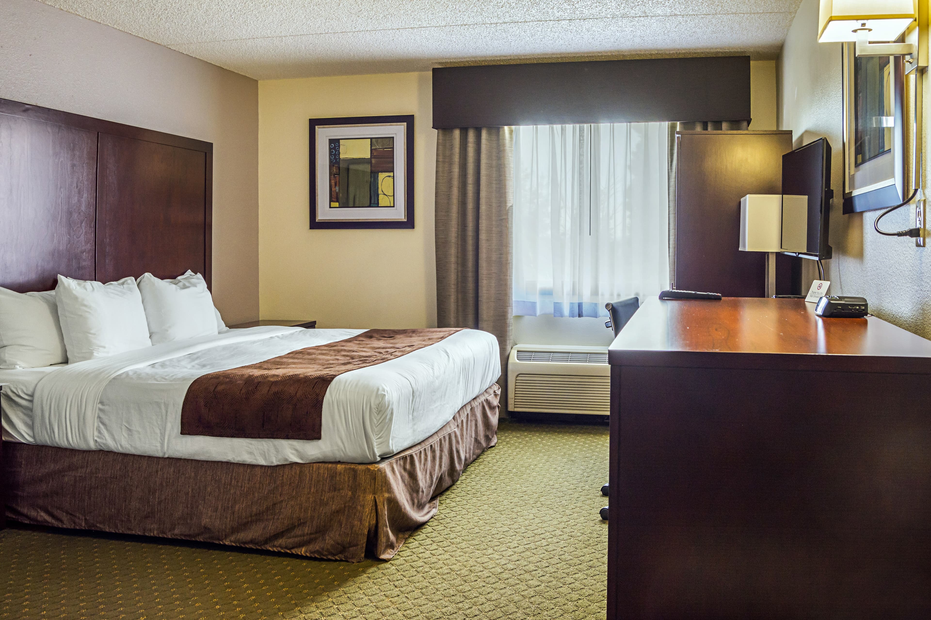 Quality Inn & Suites Clackamas - Portland - Image 2