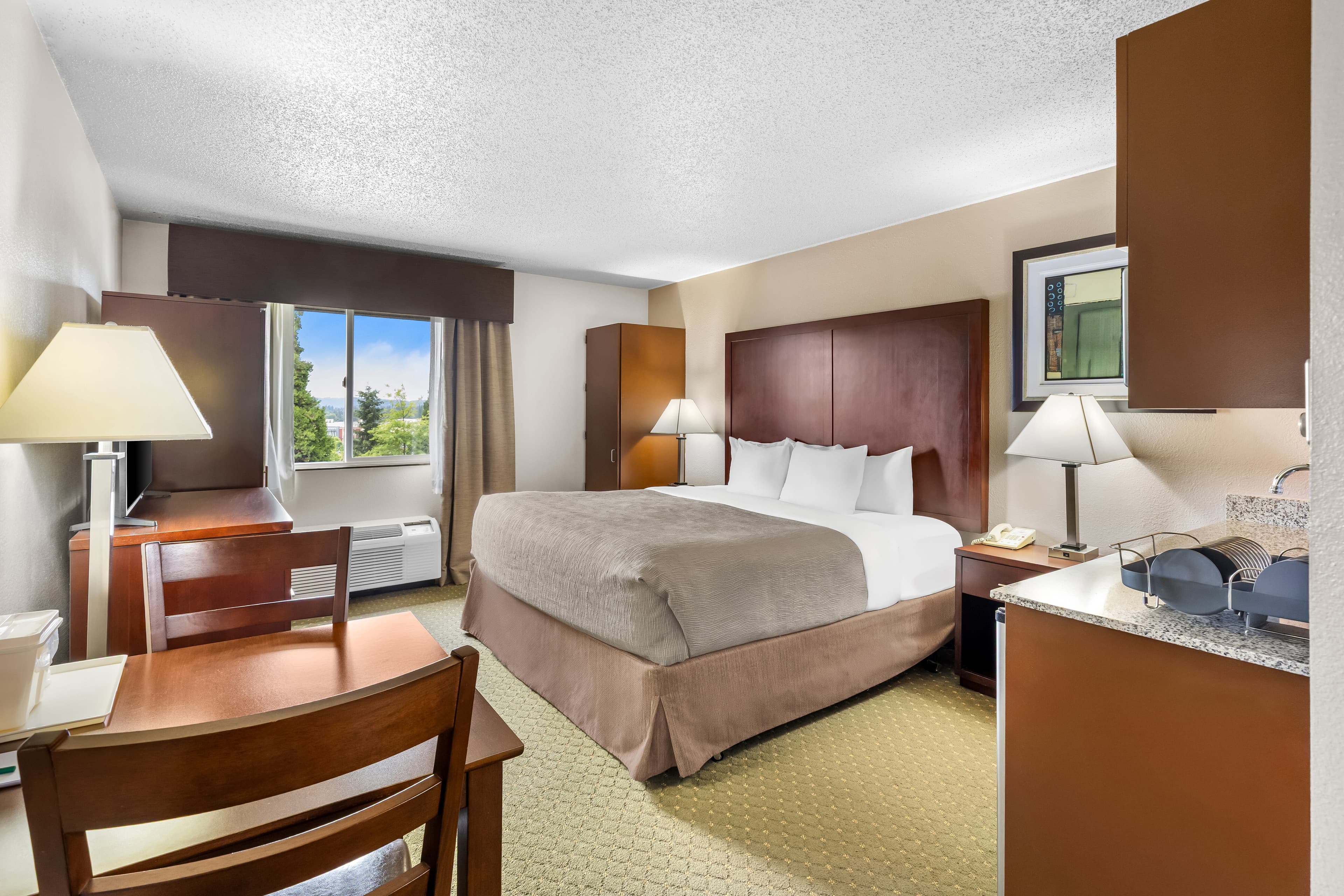 Quality Inn & Suites Clackamas - Portland — 12