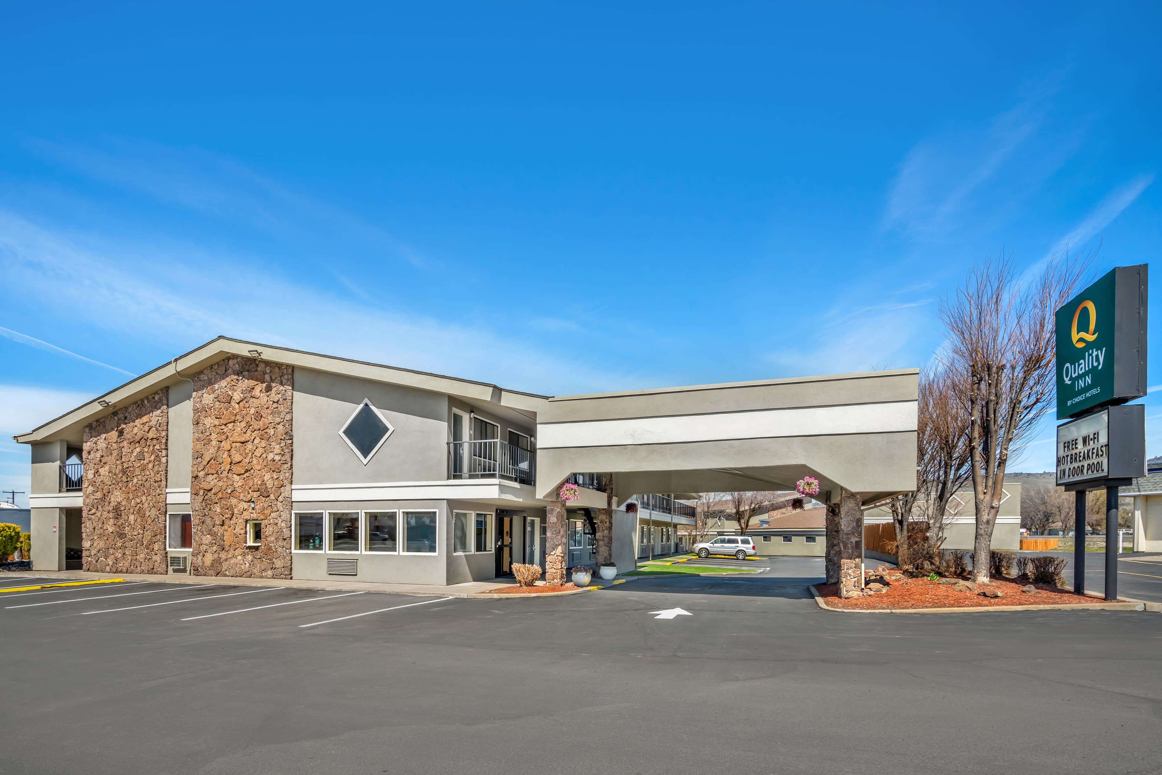 Quality Inn Klamath Falls - Crater Lake Gateway - Image 1