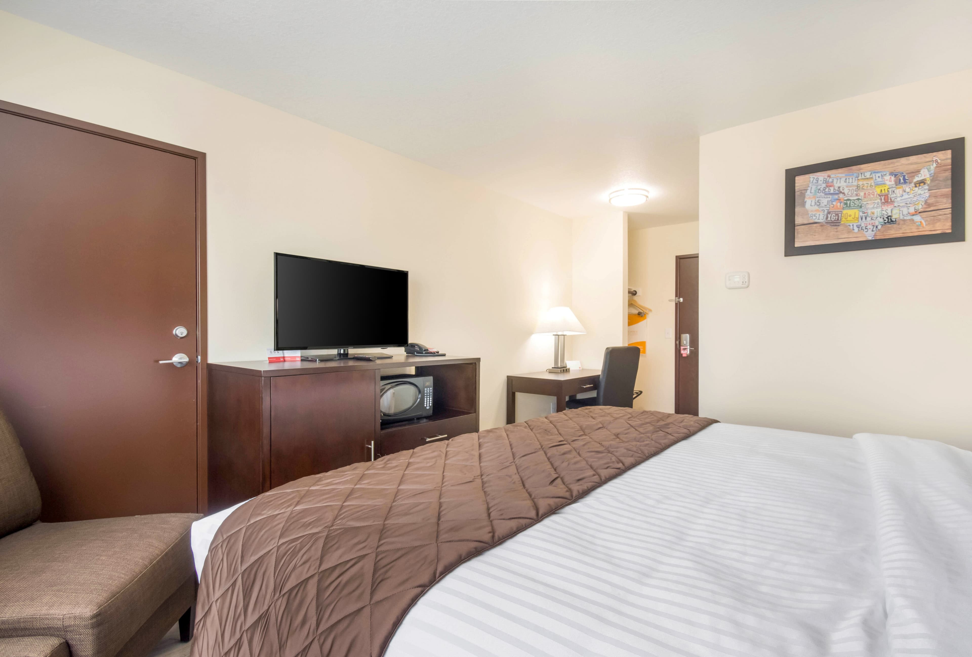 Econo Lodge Umatilla Columbia River Area — 7