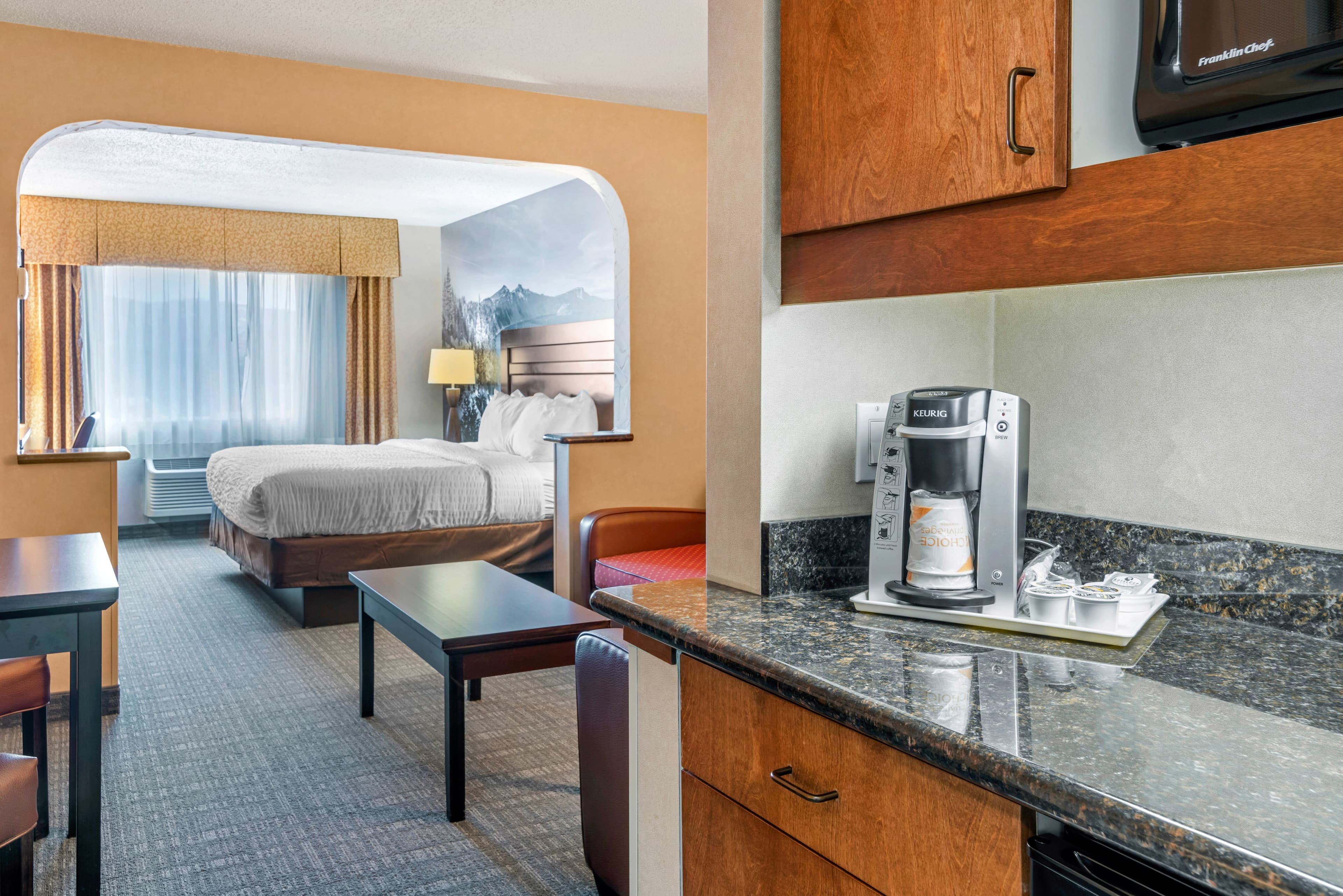 Clarion Pointe Medford — 36