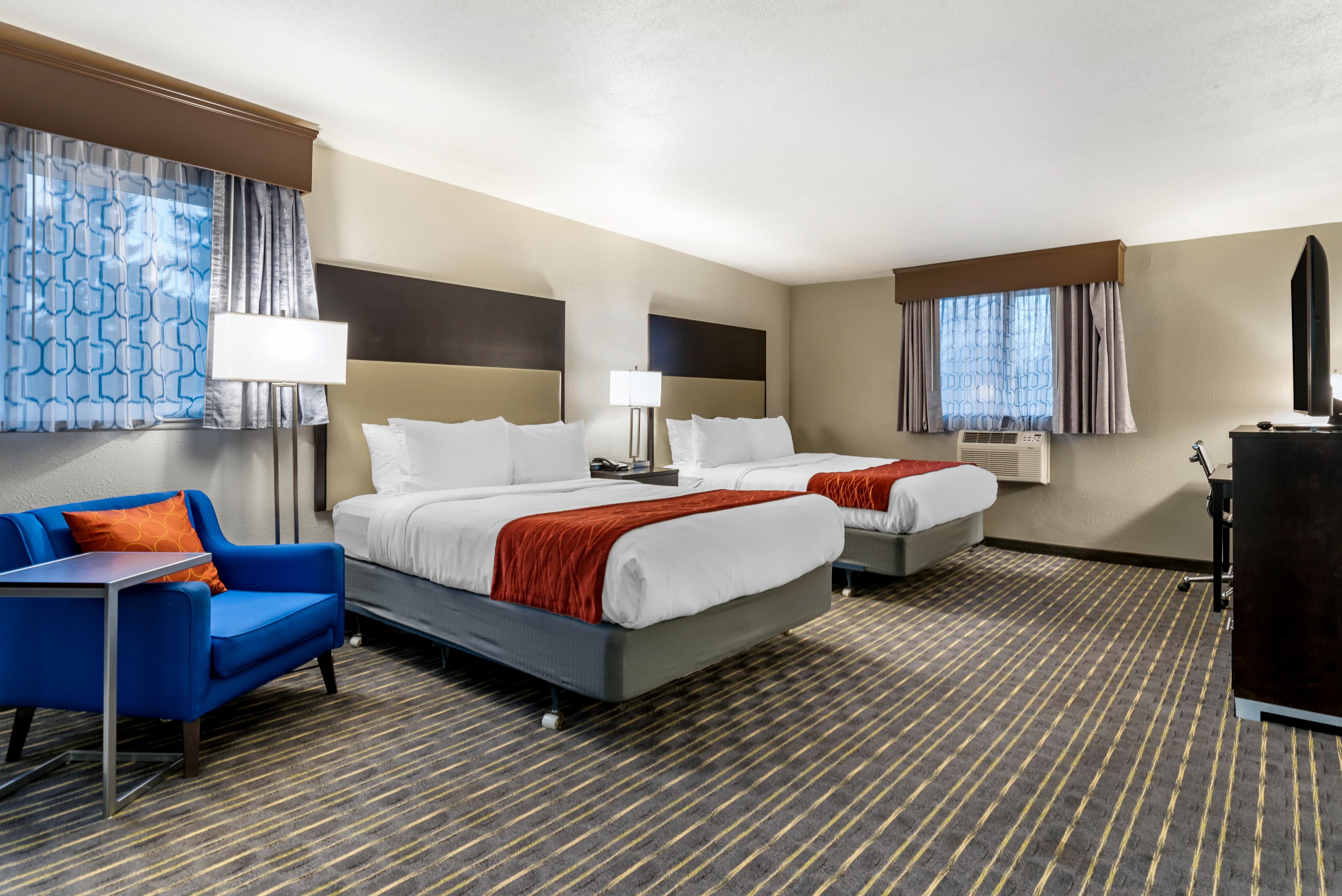 Comfort Inn & Suites Tigard near Washington Square — 31