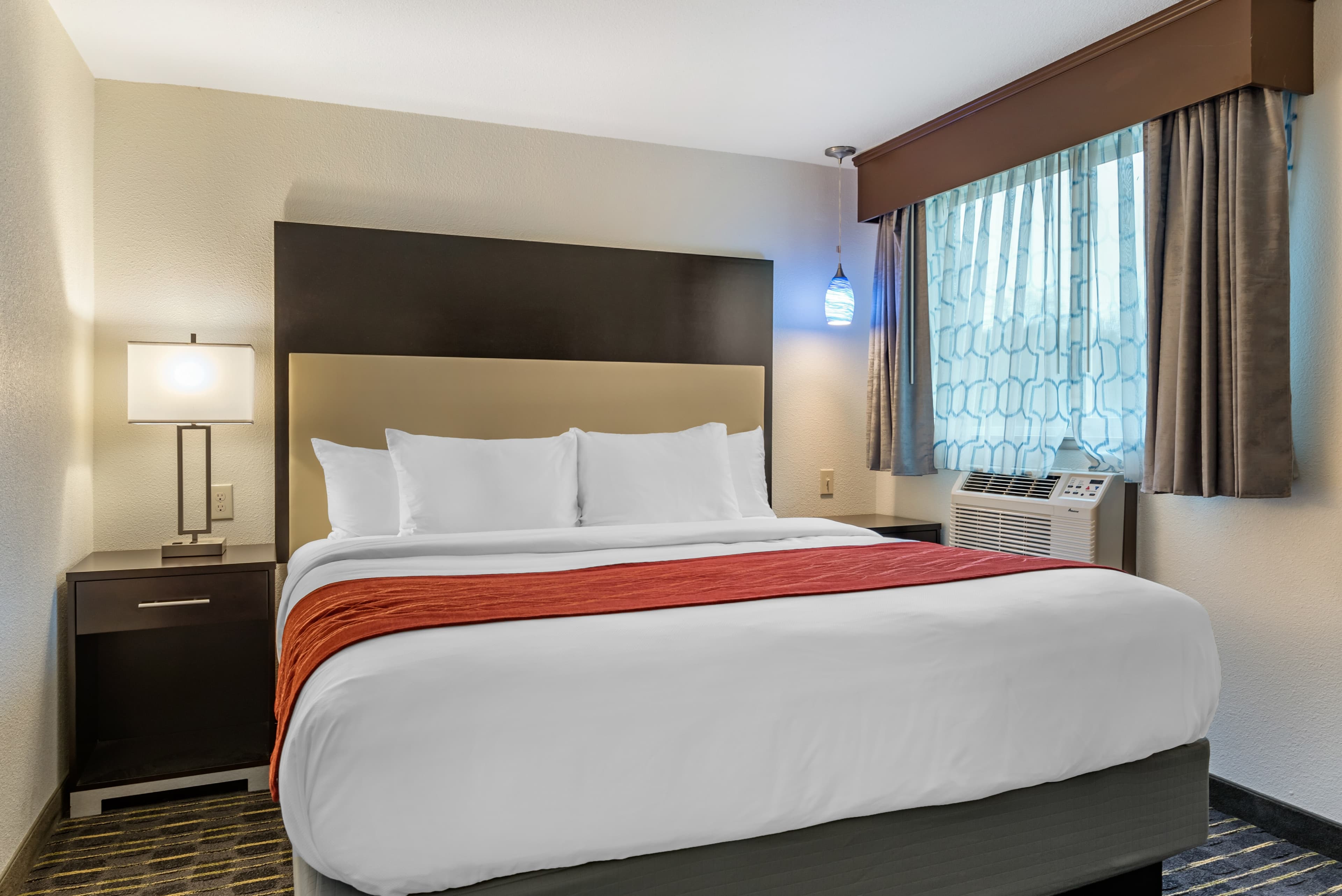 Comfort Inn & Suites Tigard near Washington Square — 25