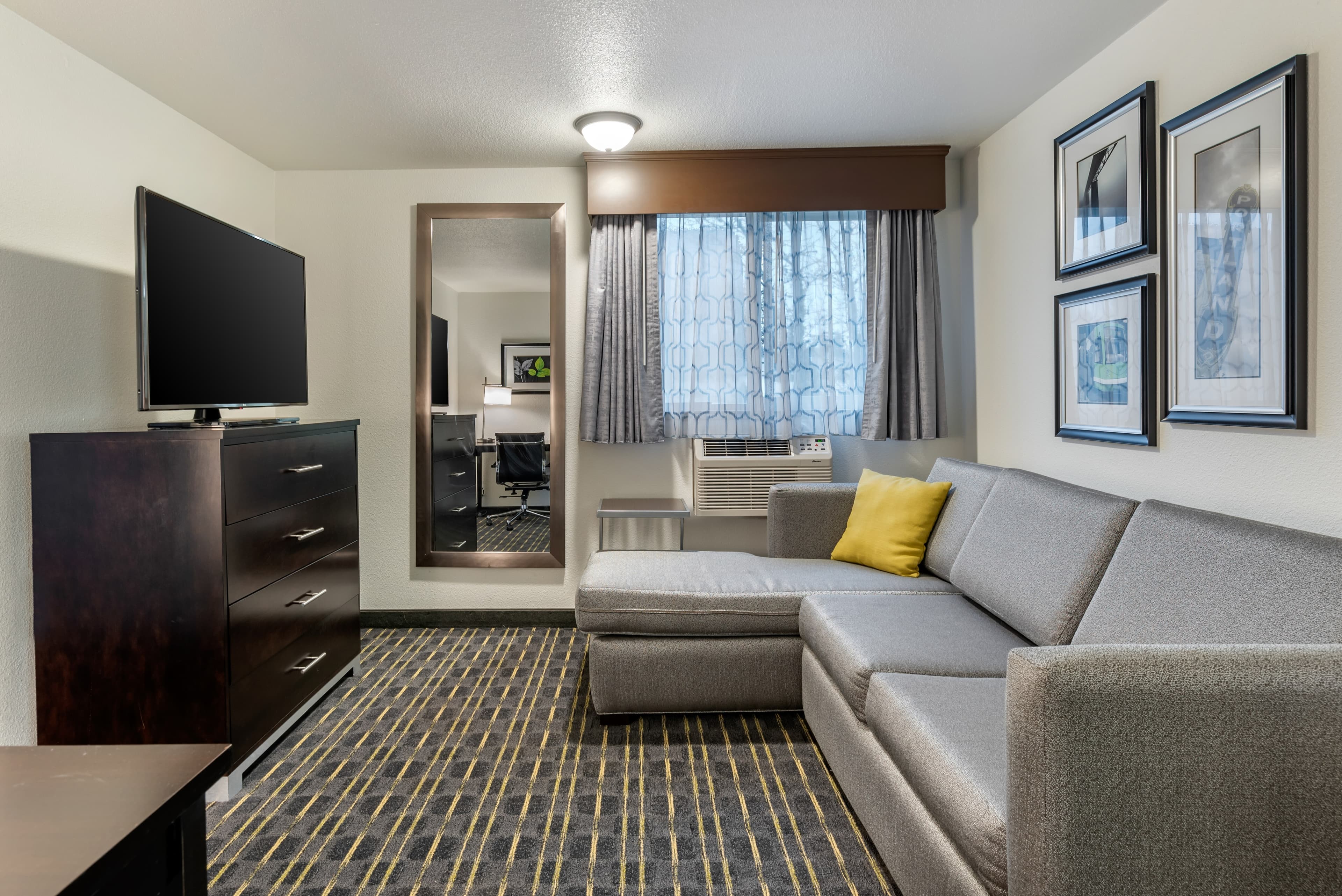 Comfort Inn & Suites Tigard near Washington Square — 26