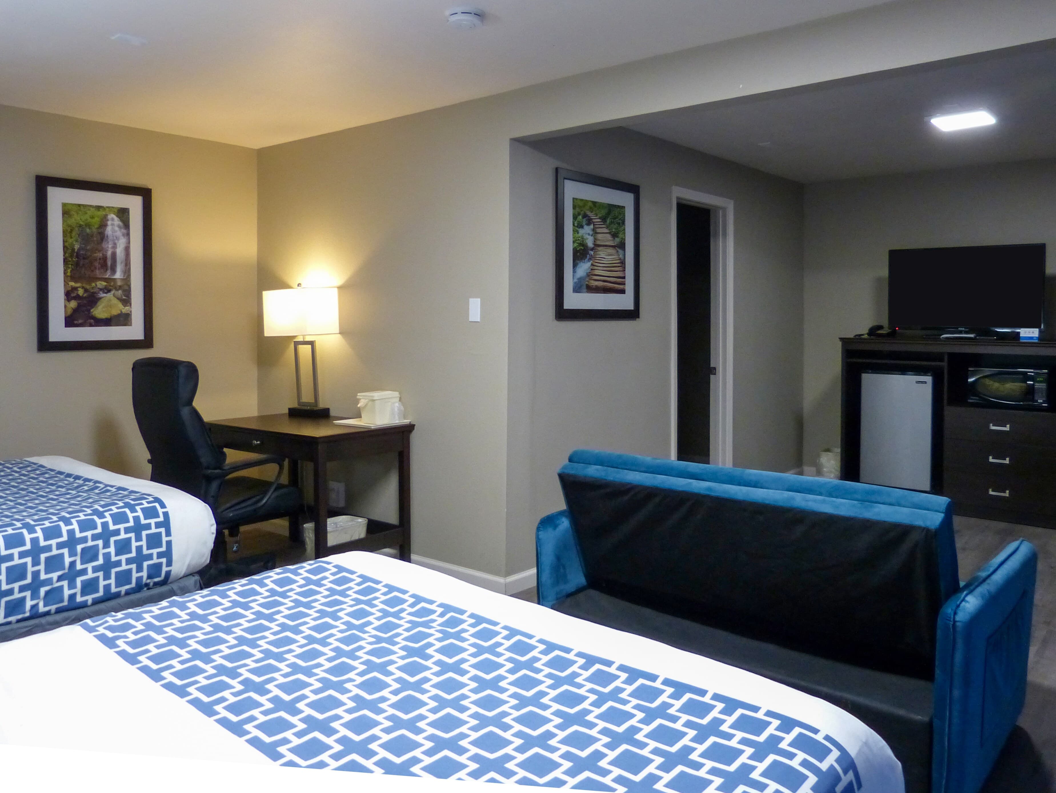 Rodeway Inn & Suites Ontario - Image 3