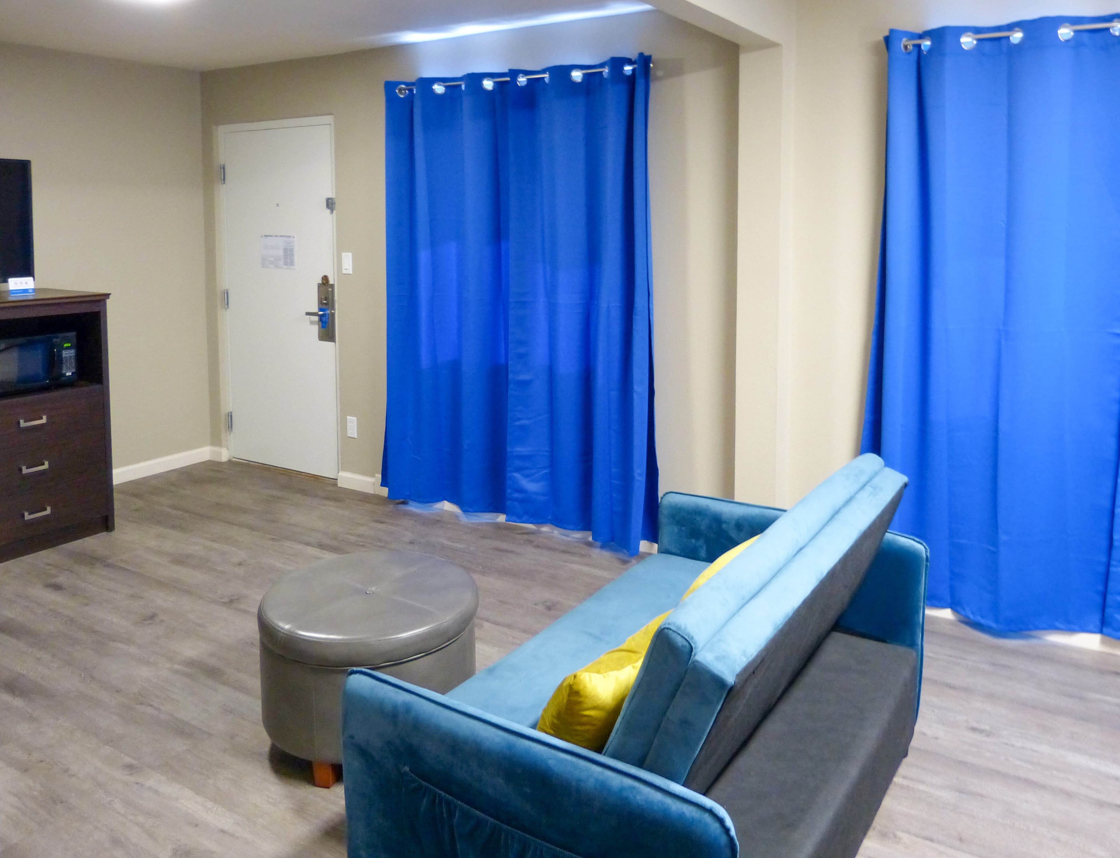 Rodeway Inn & Suites Ontario - Image 4