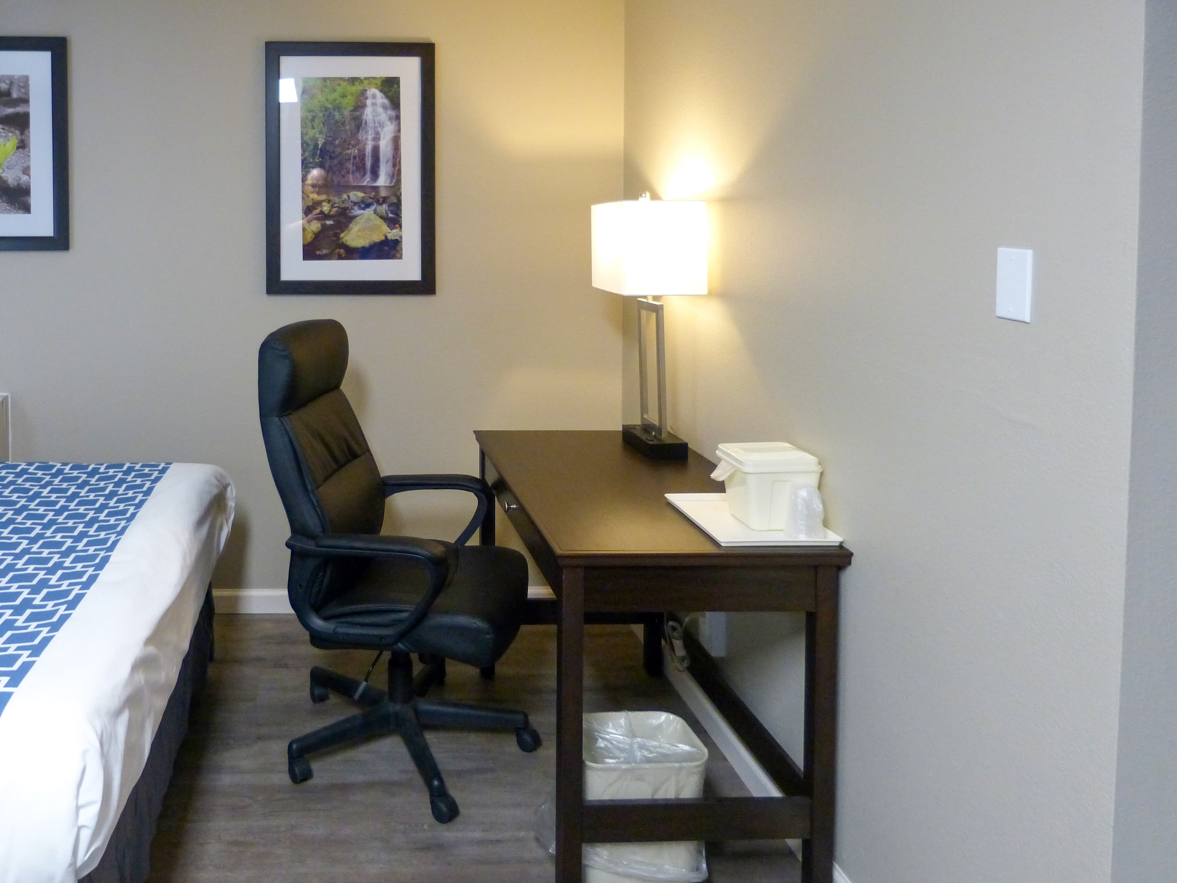 Rodeway Inn & Suites Ontario — 6