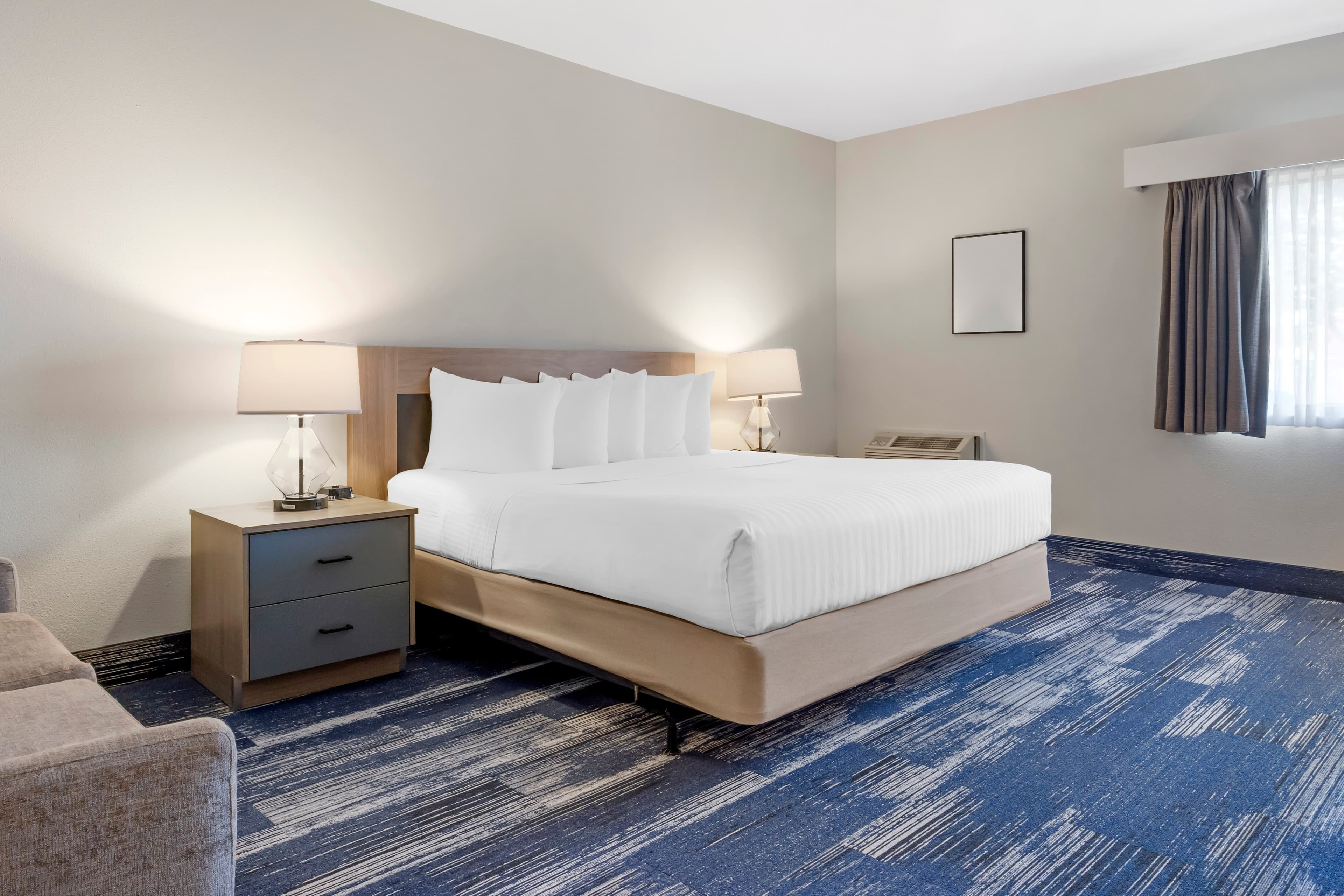Edgewater Inn and Suites, an Ascend Collection Hotel — 14