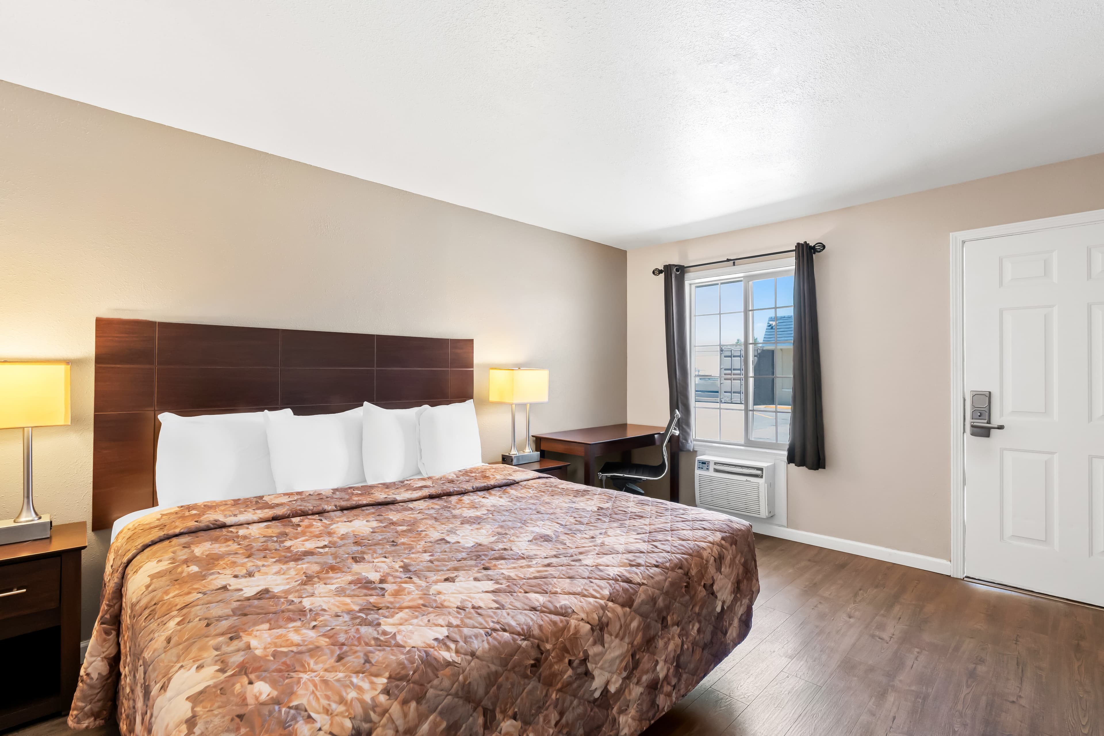 Rodeway Inn Hermiston - Umatilla - Image 2