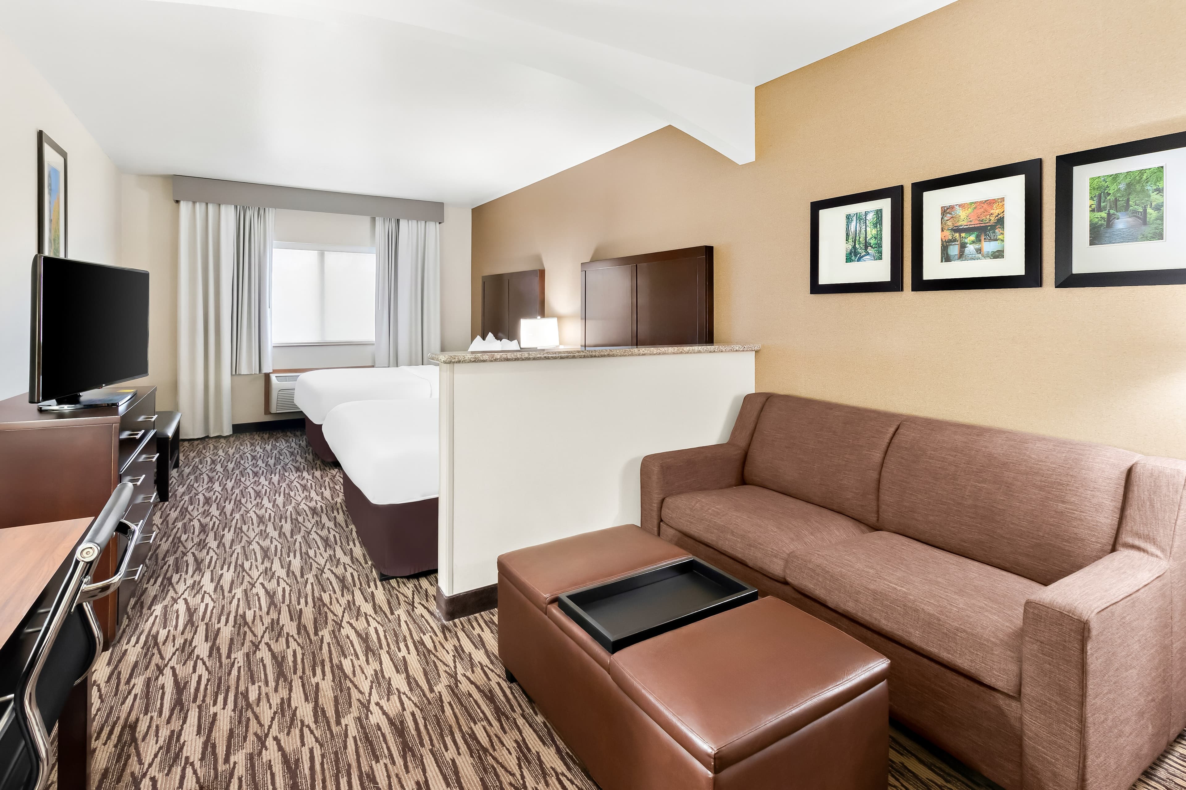 Comfort Suites Portland Airport — 13