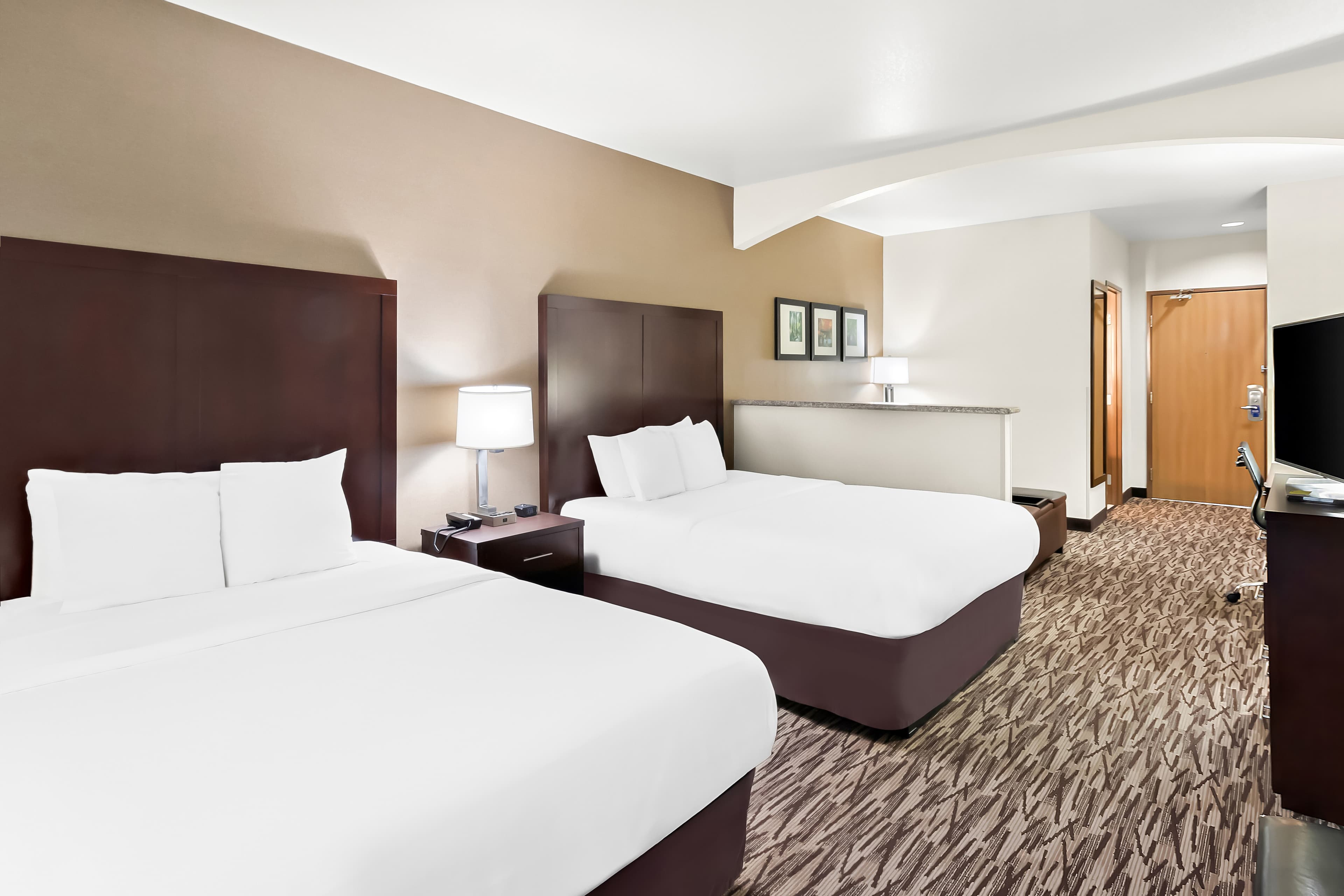 Comfort Suites Portland Airport — 14