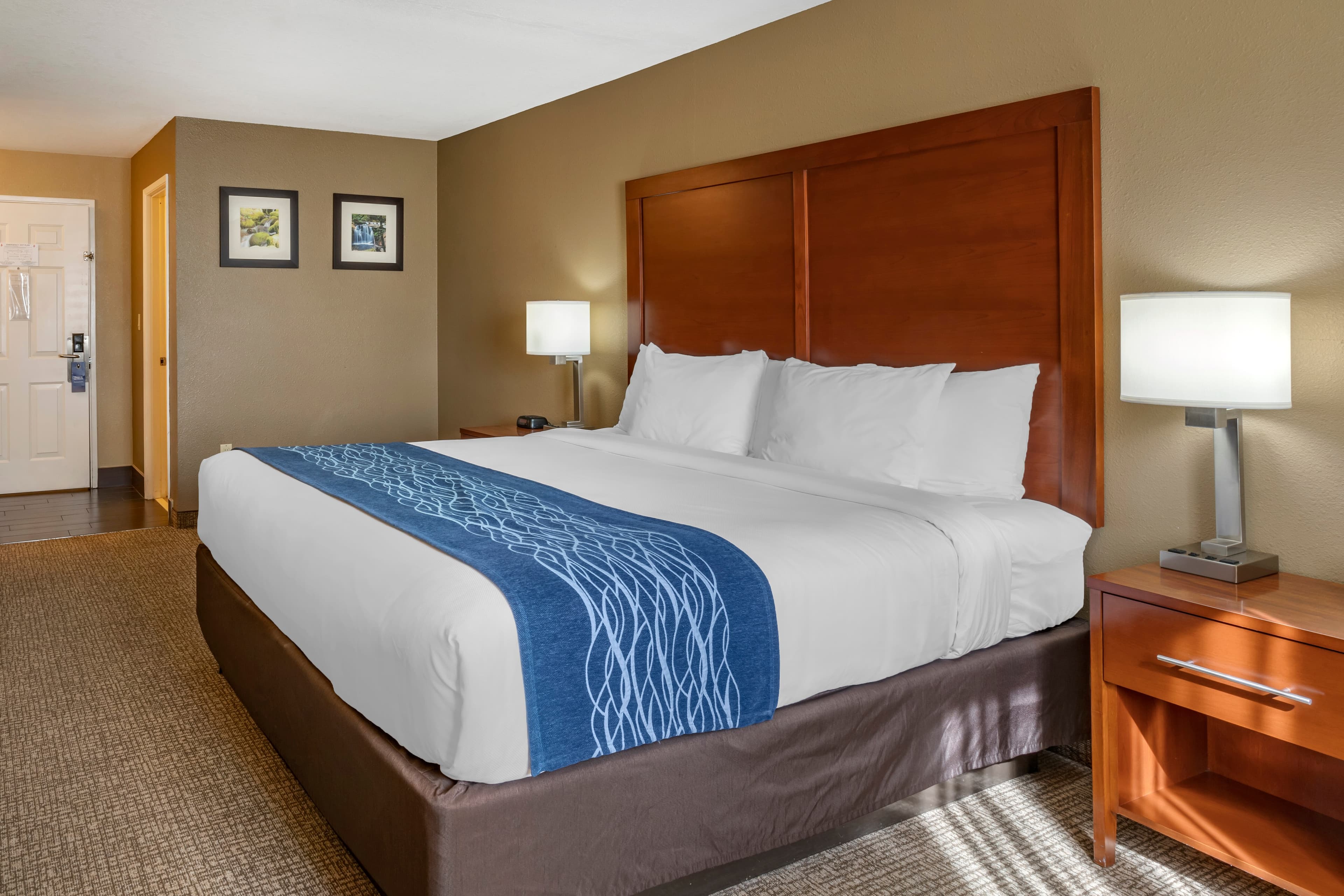 Comfort Inn Roseburg — 12