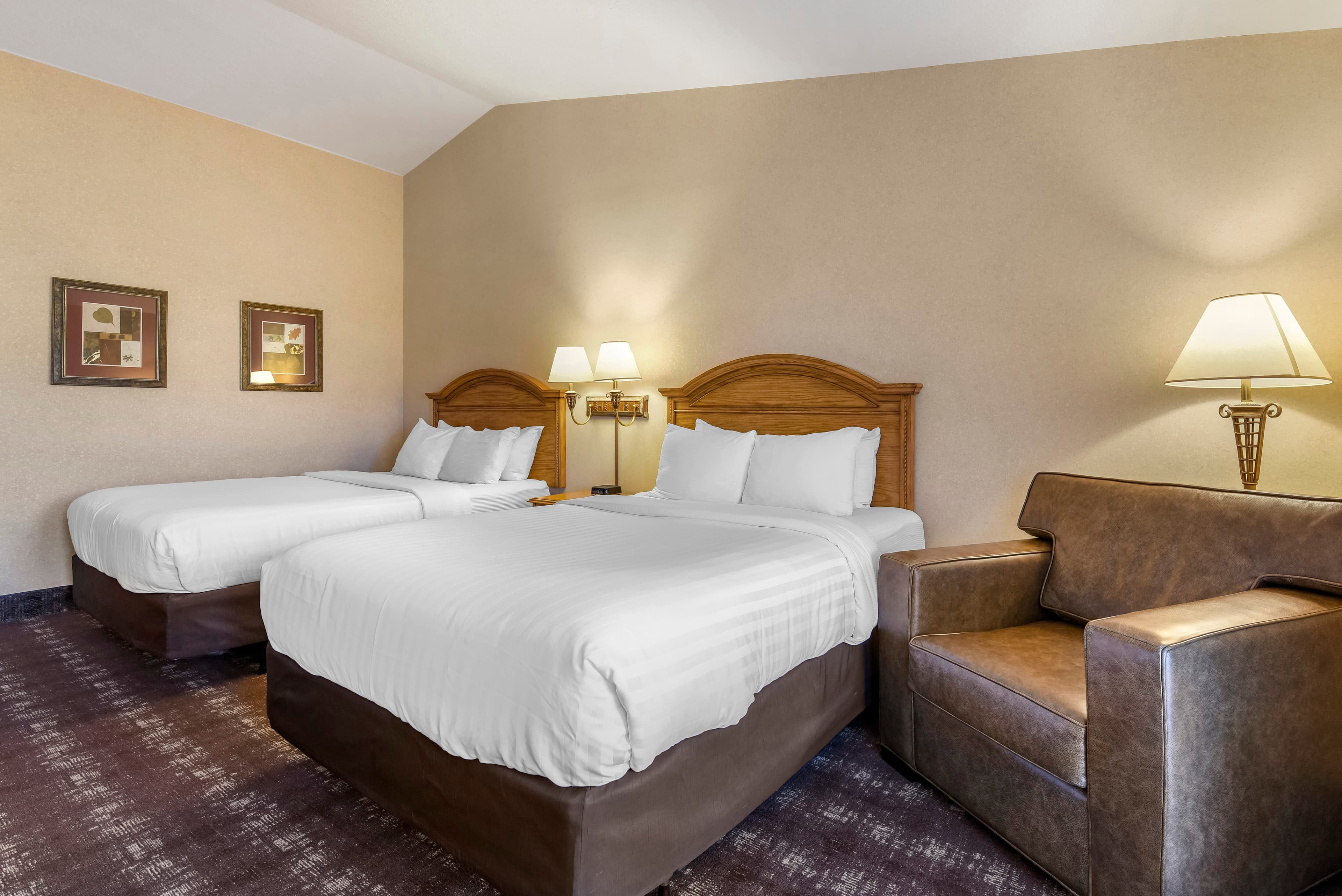 Kathryn Riverfront Inn, an Ascend Collection Hotel — 11